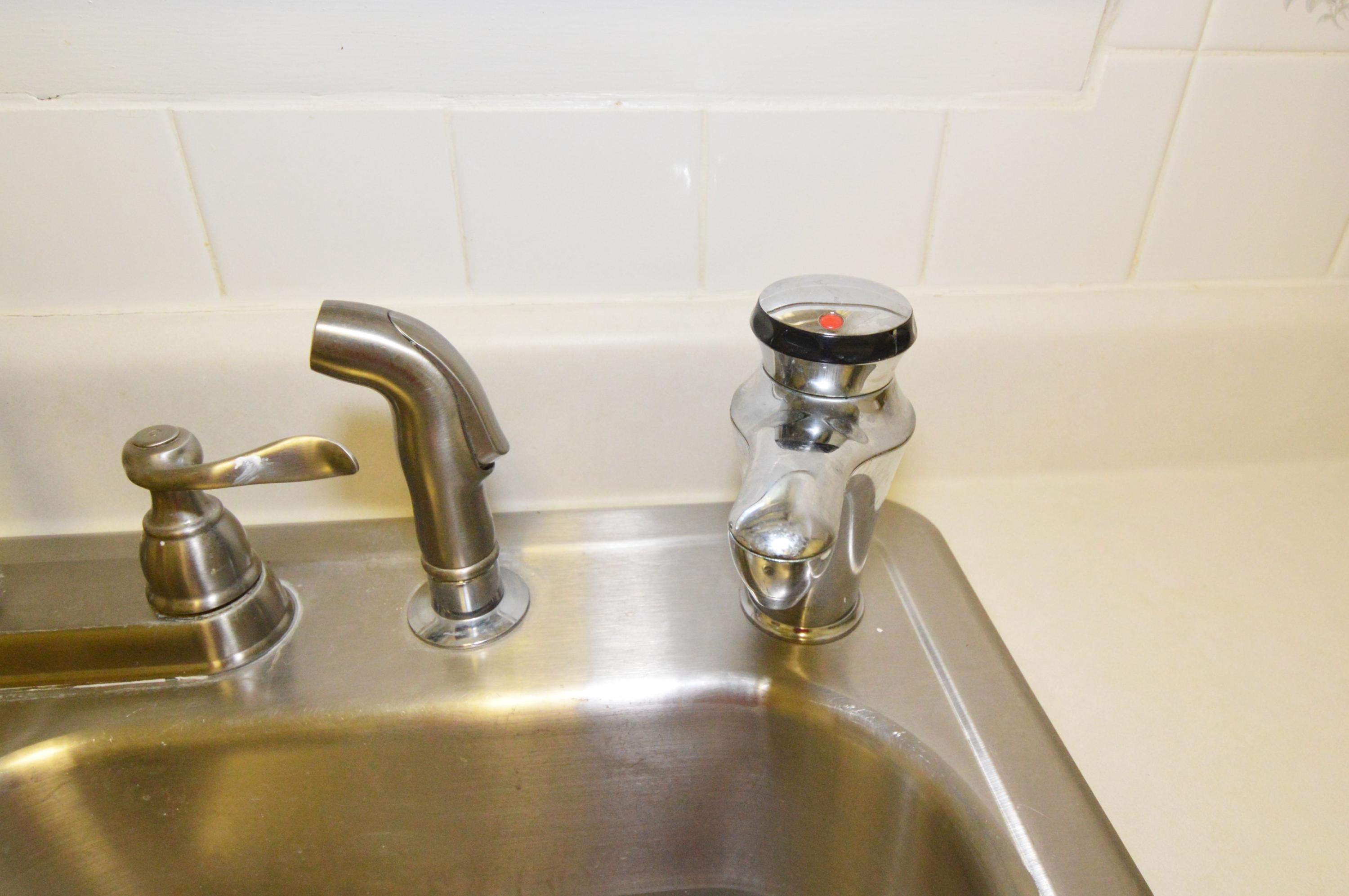 COUNTRY CLUB ESTATES 1ST ADDN - Residential