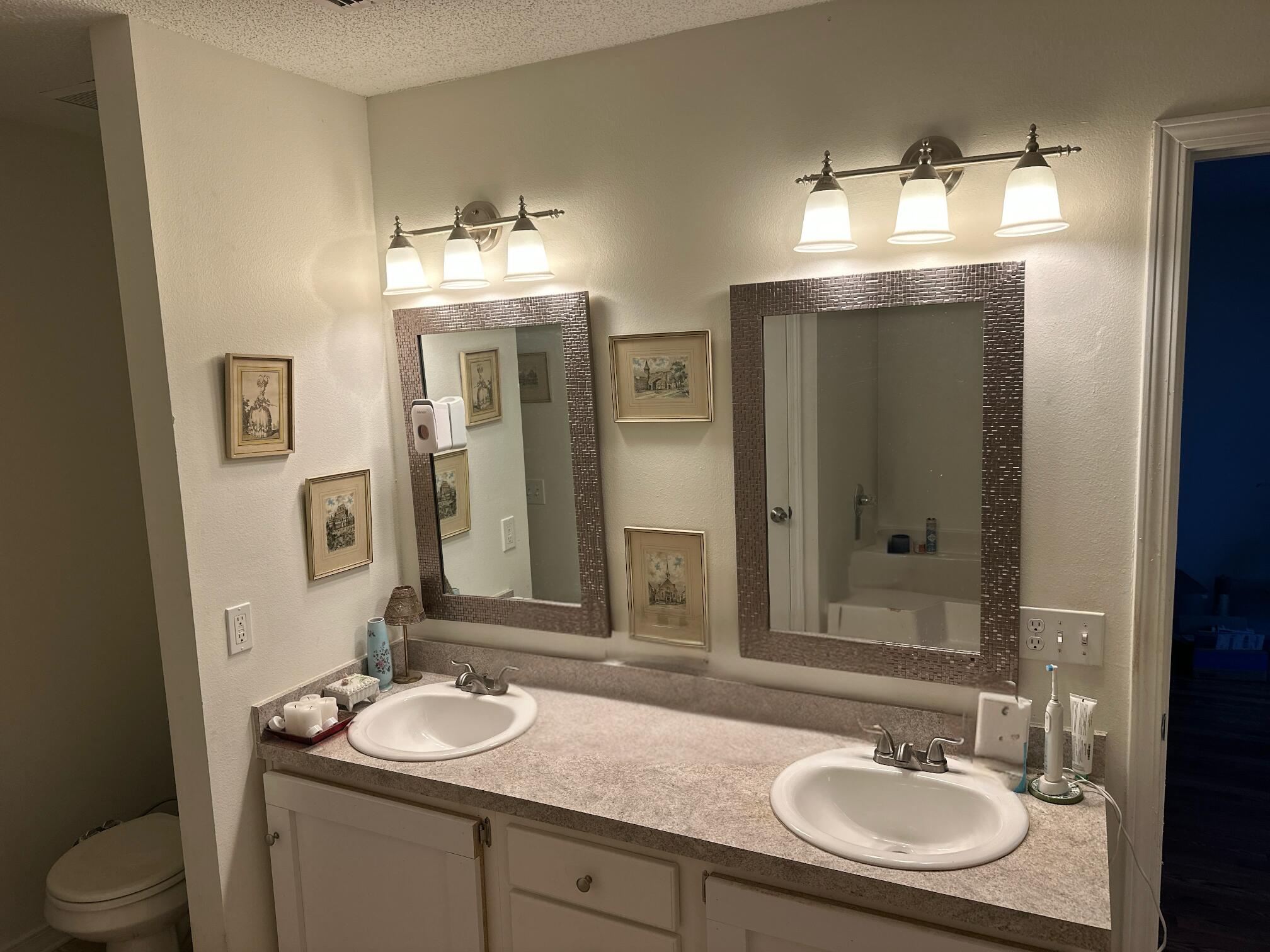 COUNTRYVIEW ESTATES 10TH ADDN - Residential