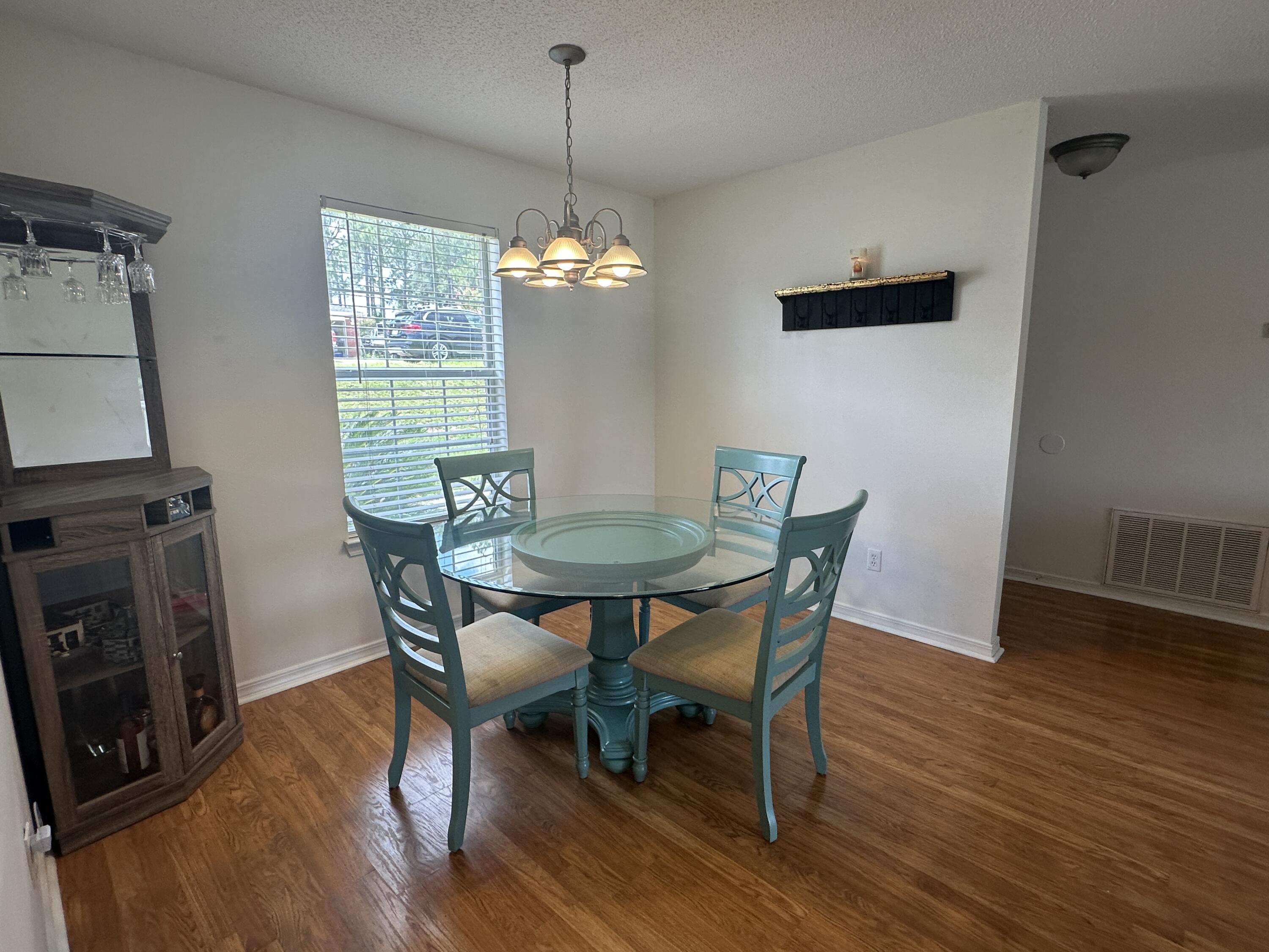 COUNTRYVIEW ESTATES 10TH ADDN - Residential