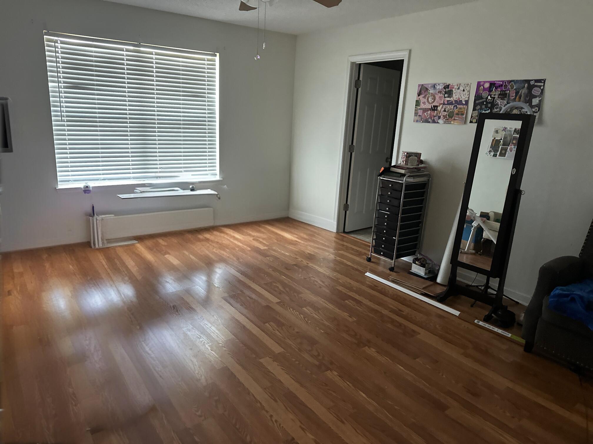COUNTRYVIEW ESTATES 10TH ADDN - Residential