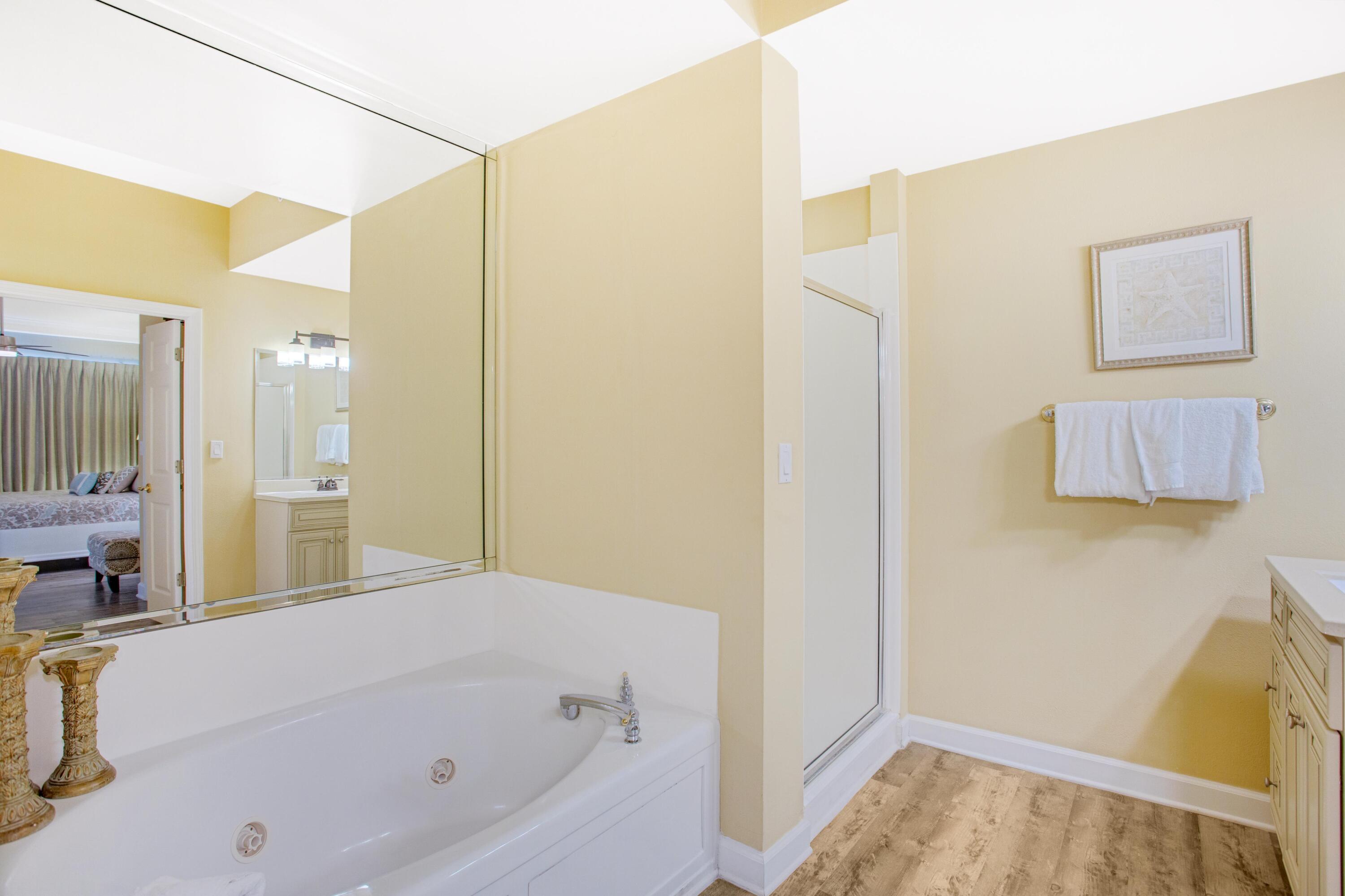 INN AT BLUE MOUNTAIN BEACH - Residential