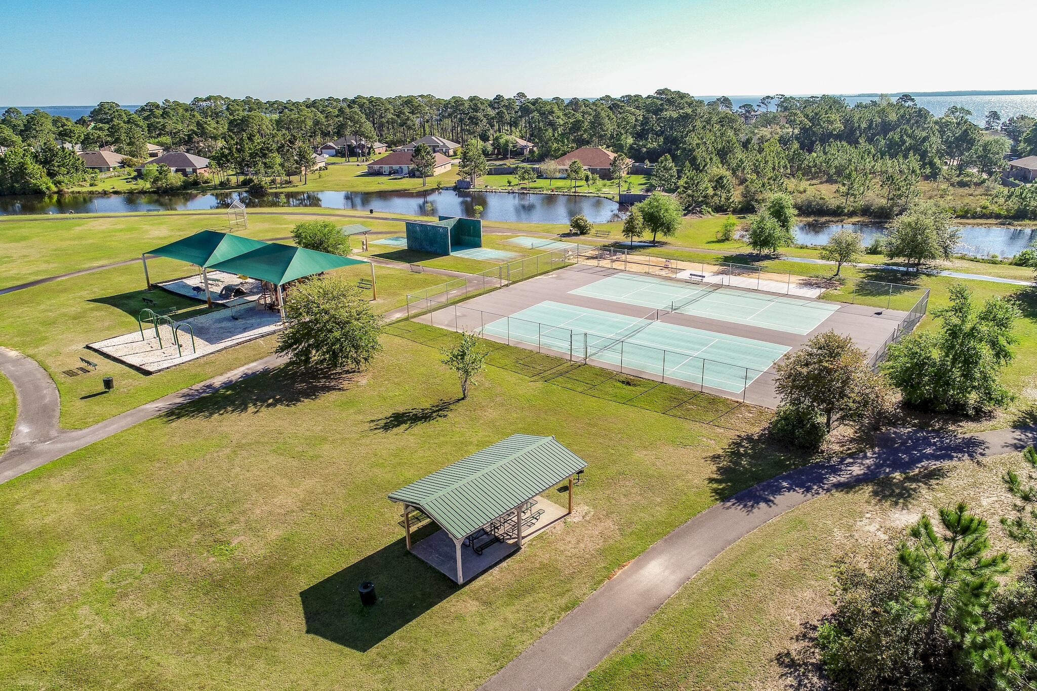 DRIFTWOOD ESTATES - Residential