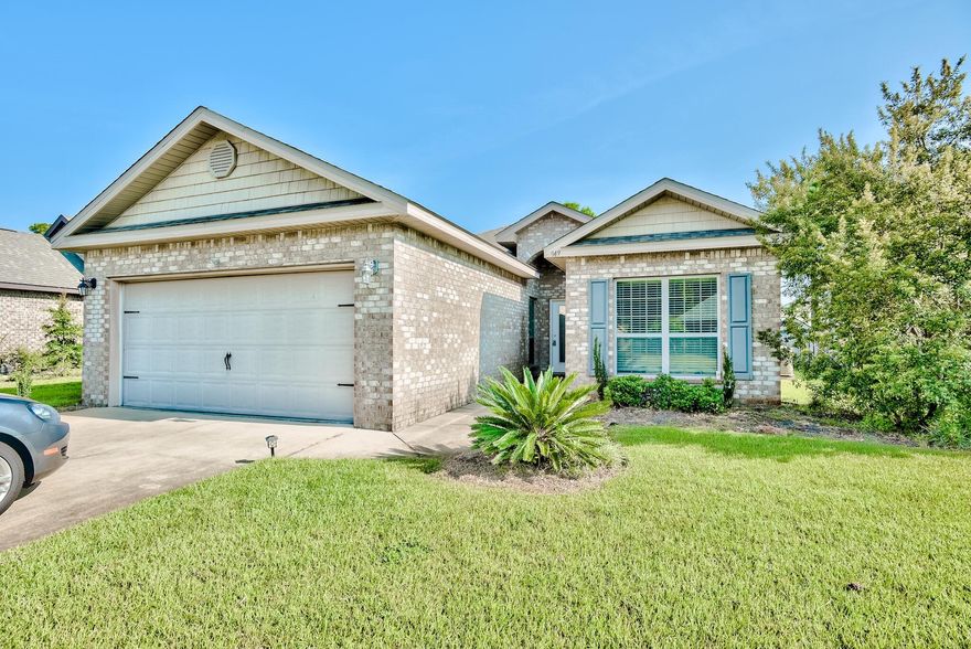 Excellent opportunity to own in one of the most highly sought after neighborhoods in Santa Rosa Beach, Driftwood Estates. This stunning single-story home has a great deal of extras. Featuring wood floors throughout minus bed and baths, granite counter tops, Stainless steel appliances and custom painted Ivory Cabinets. Tile Shower and Garden tub. Covered Porch  The open floor plan and layout is highly versatile, designed to meet your family's needs.