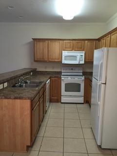 GRAND PINES - Residential Lease