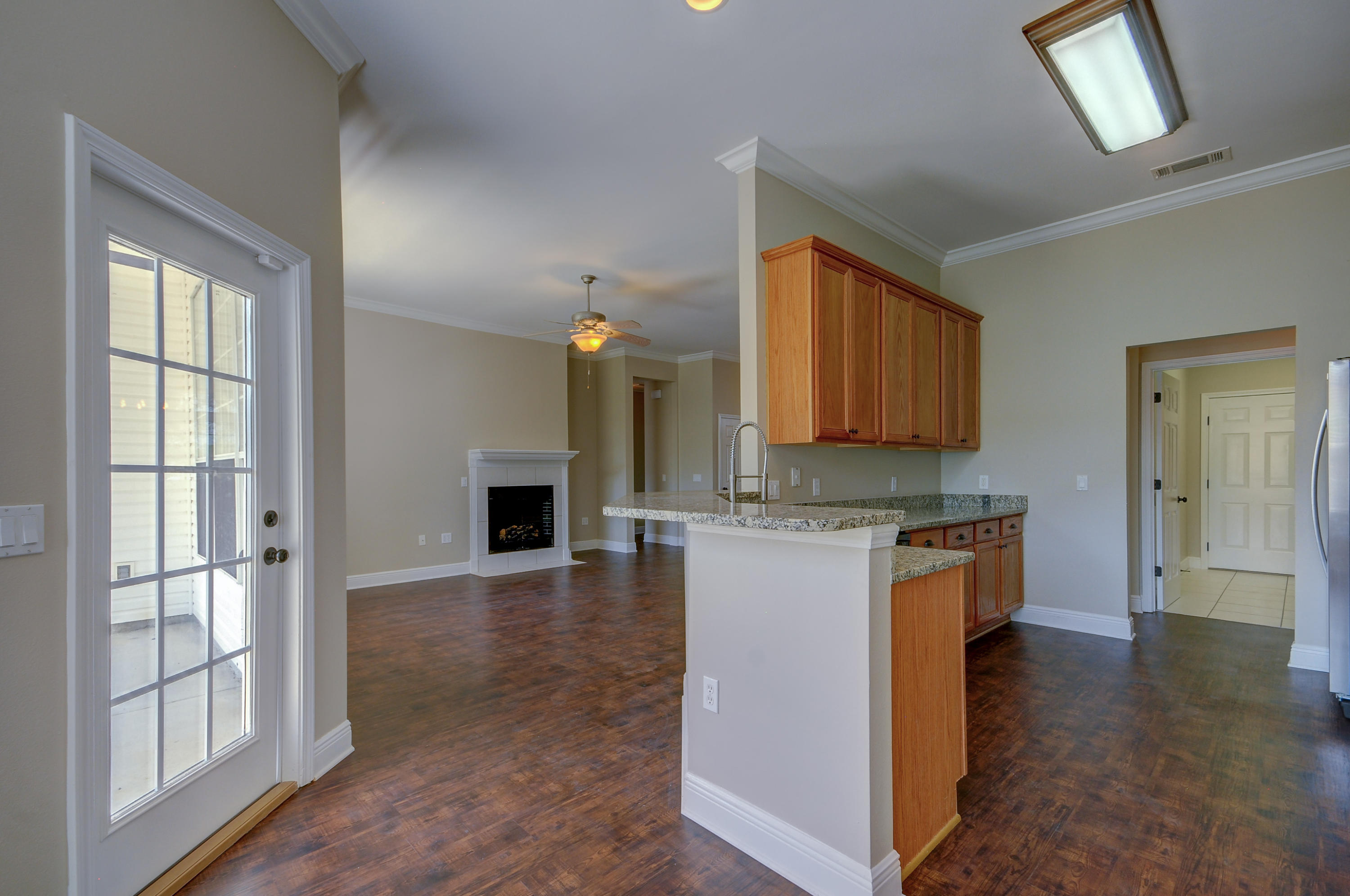 CEDAR LAKE - Residential