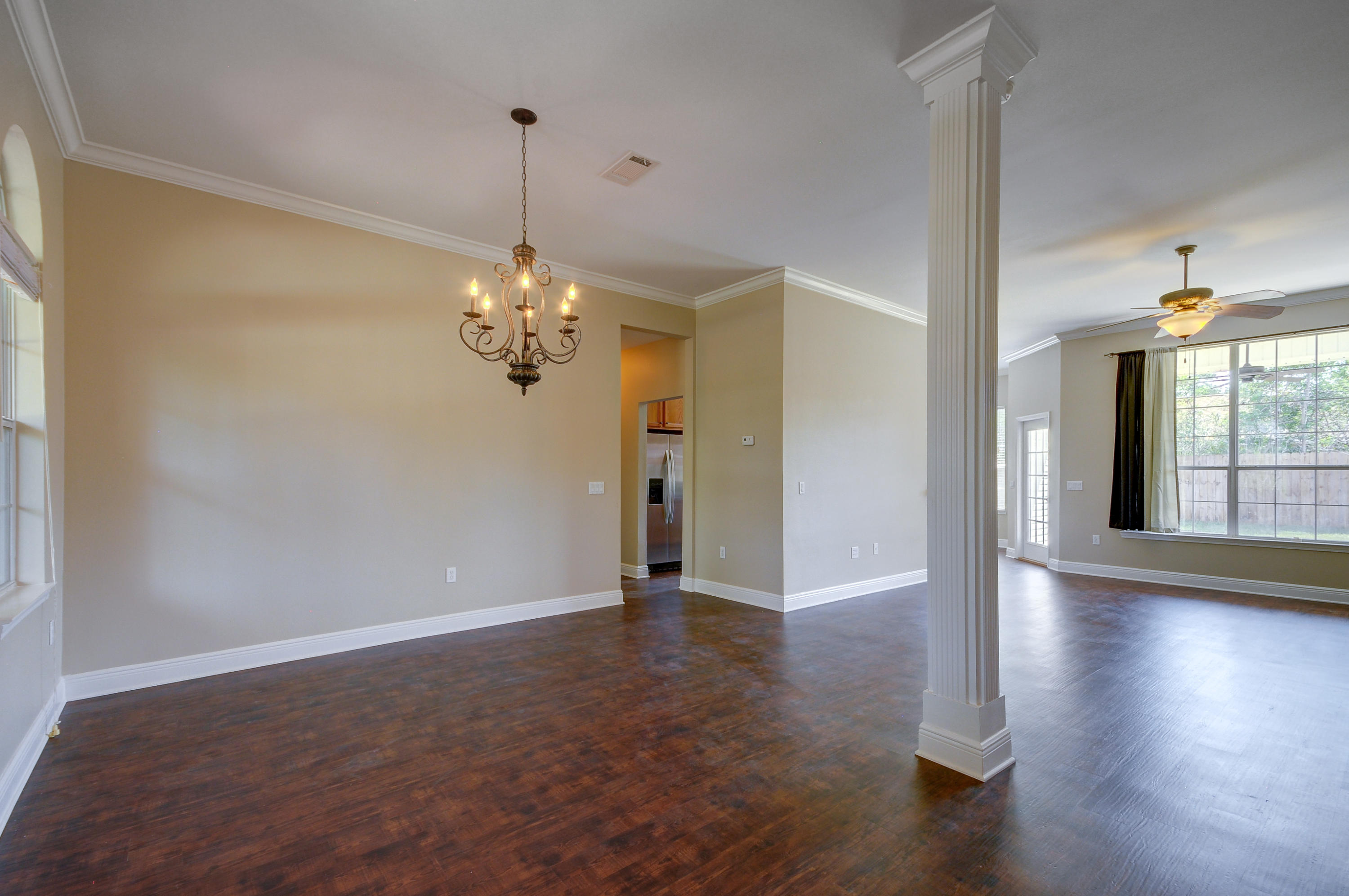 CEDAR LAKE - Residential