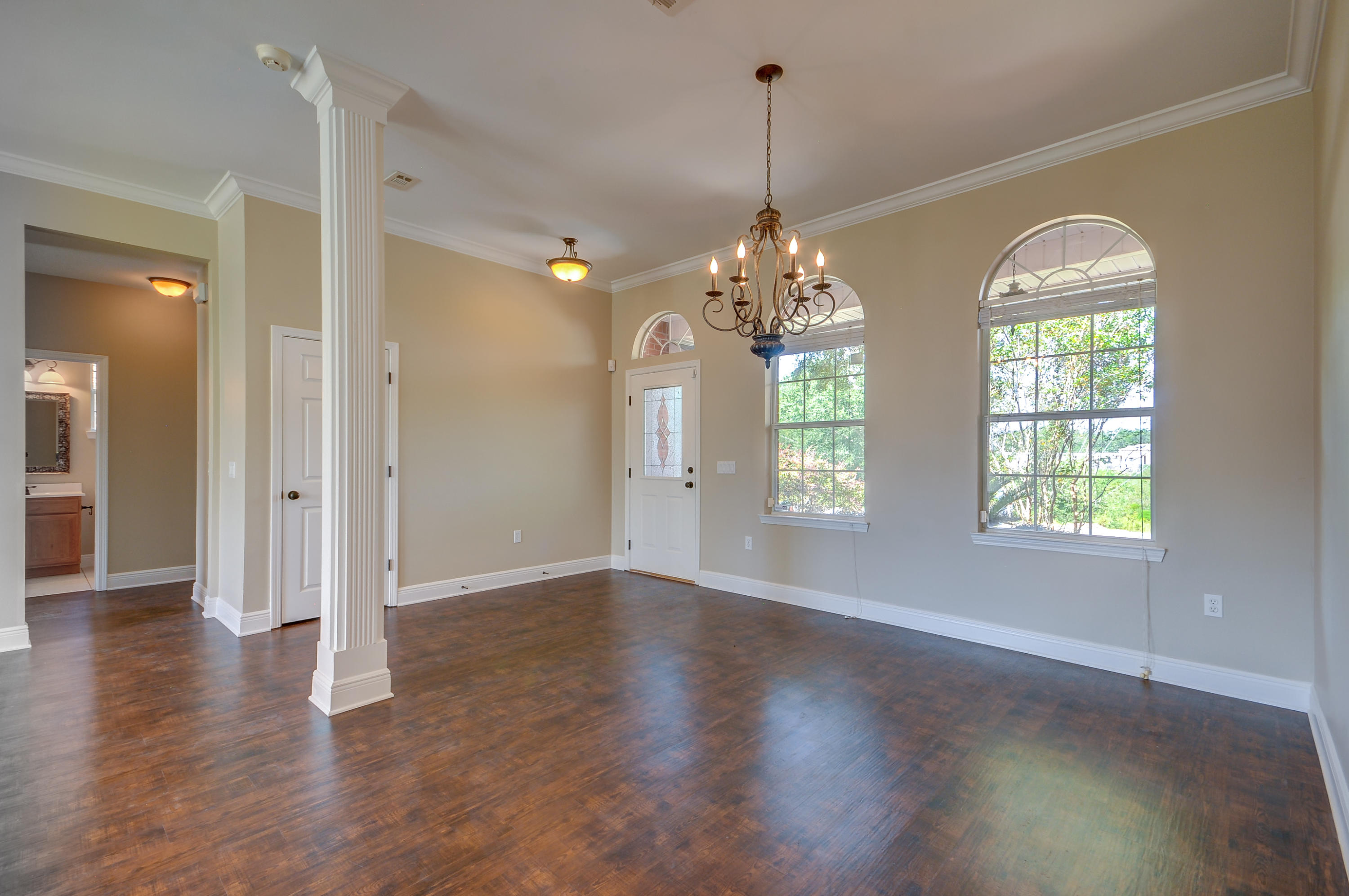 CEDAR LAKE - Residential