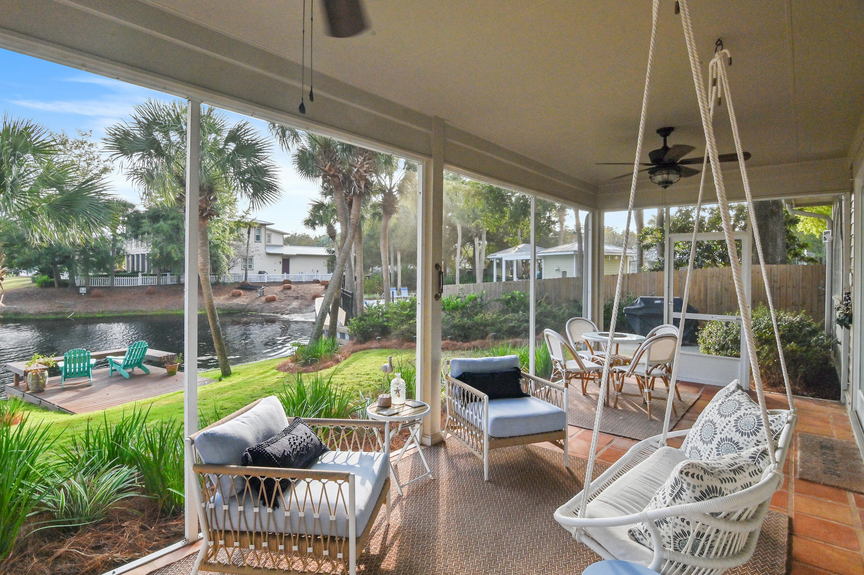 CRYSTAL LAKE - Residential