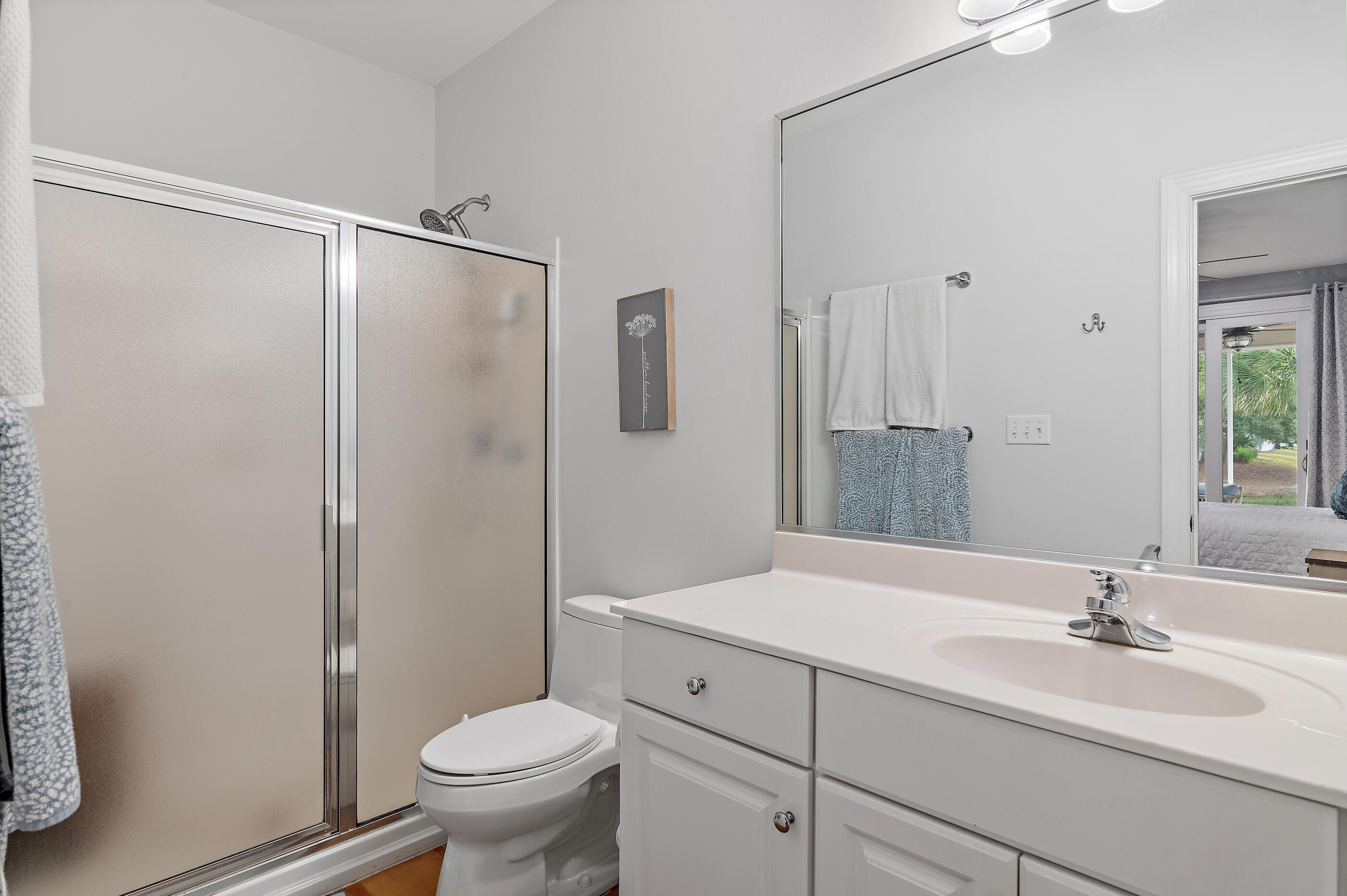 CRYSTAL LAKE - Residential