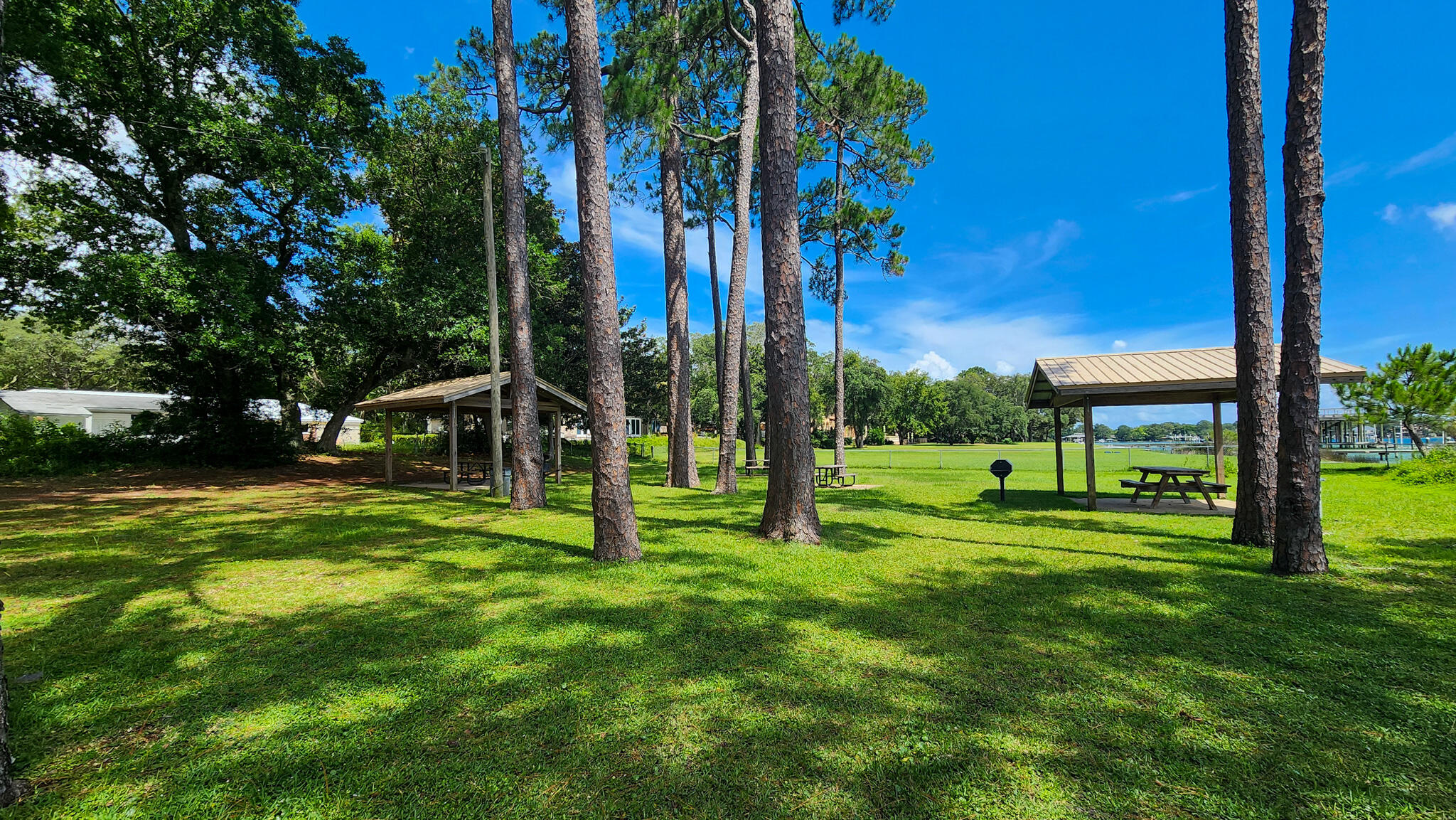 BAYOU POQUITO - Residential