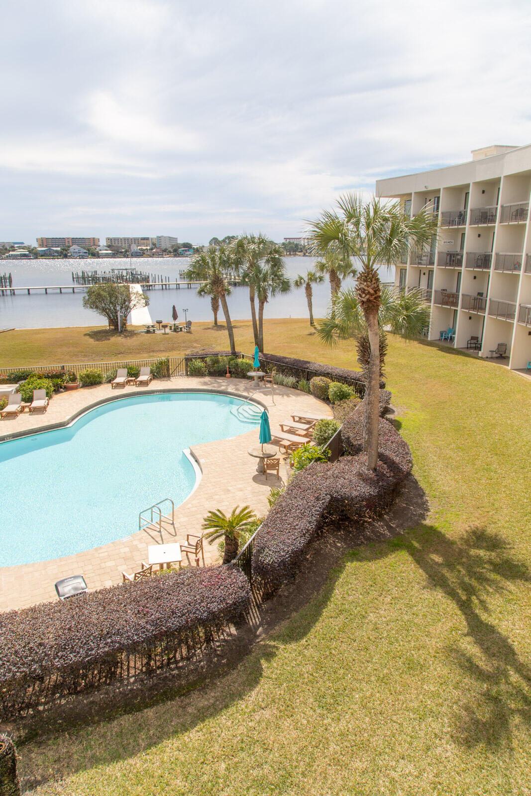 PIRATES BAY PH I UNIT B315 - Residential