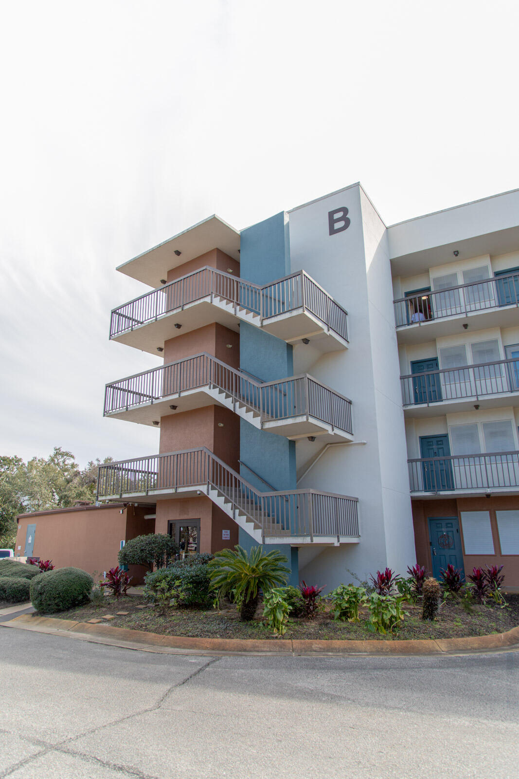 PIRATES BAY PH I UNIT B315 - Residential