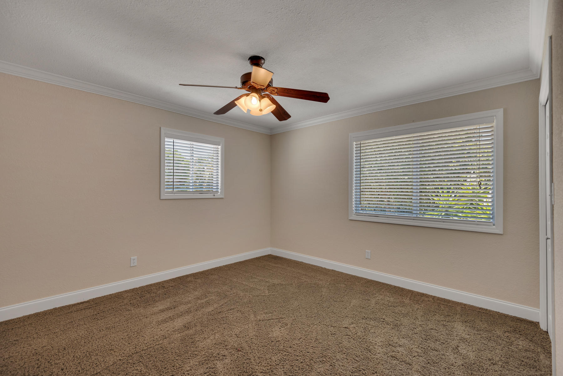 KELL-AIRE GARDENS - Residential