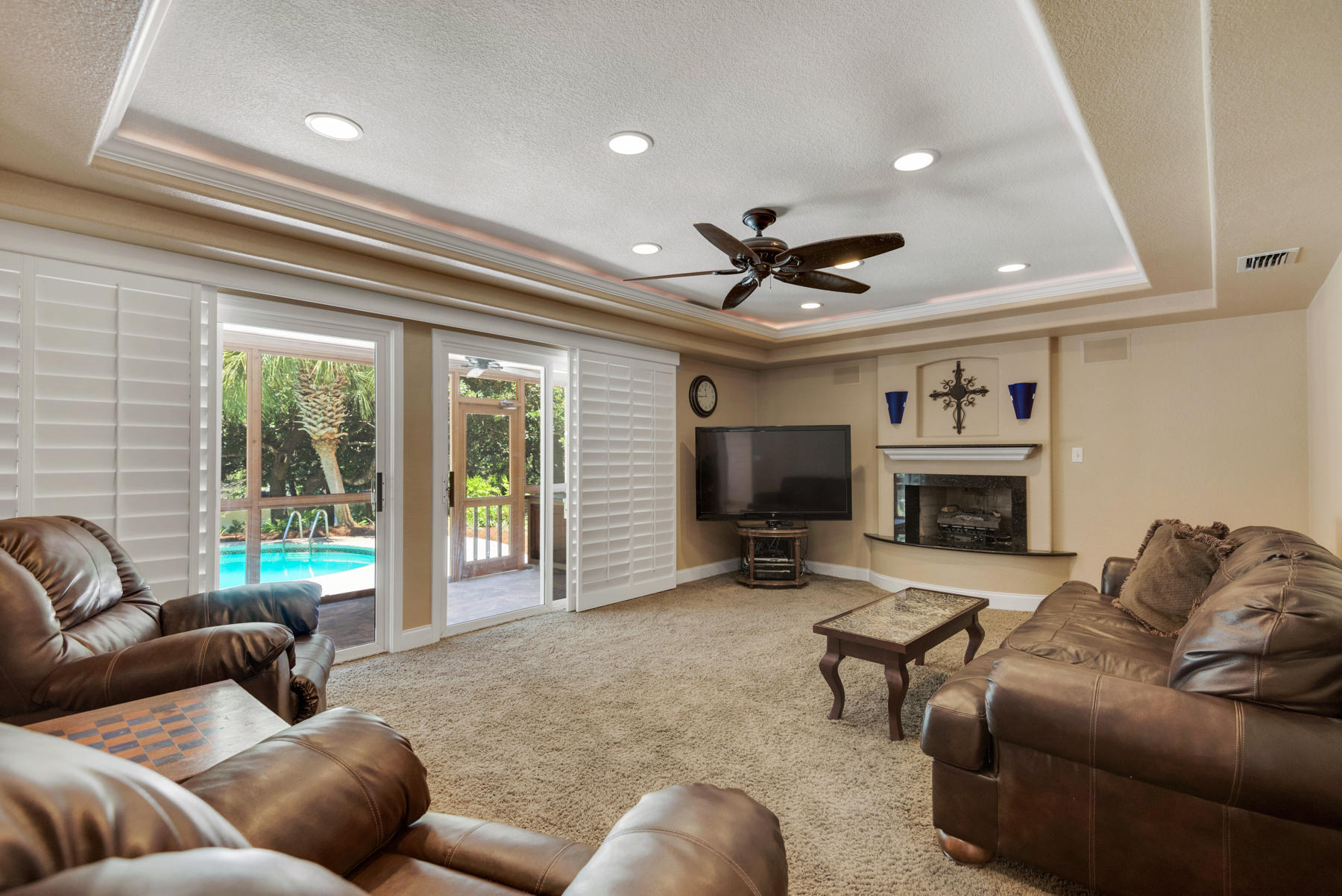 KELL-AIRE GARDENS - Residential