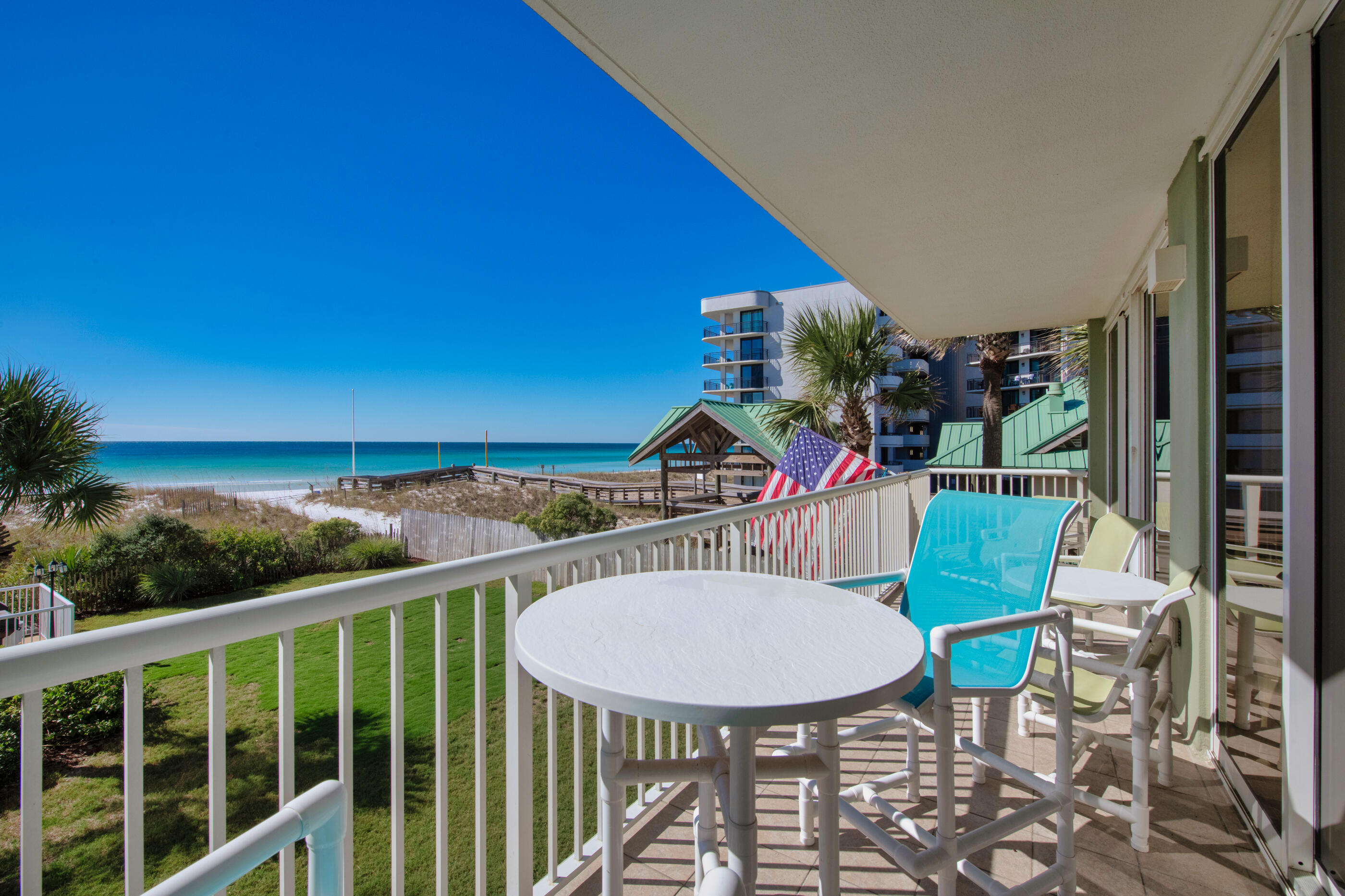 WATERS EDGE - Residential