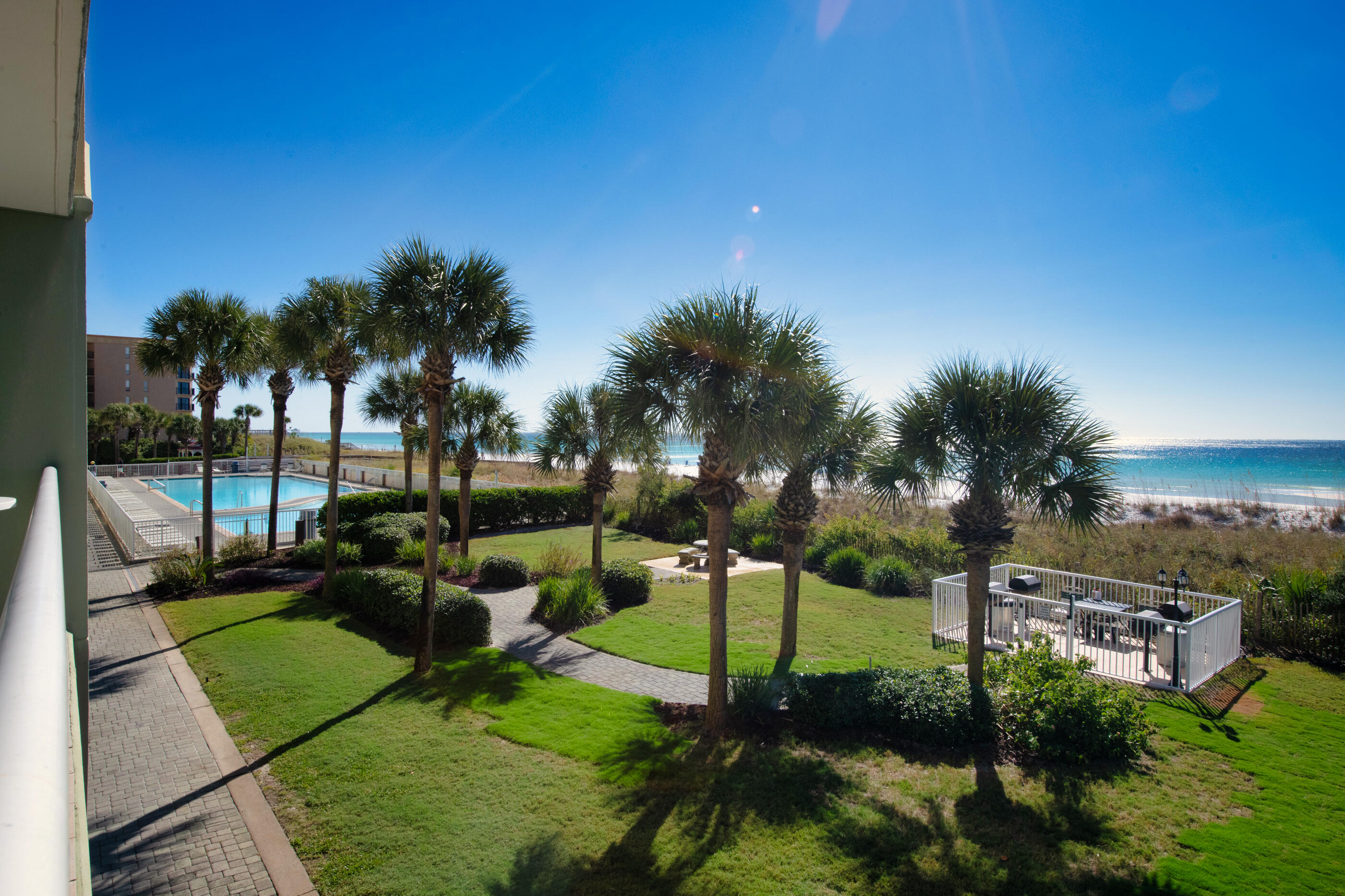 WATERS EDGE - Residential