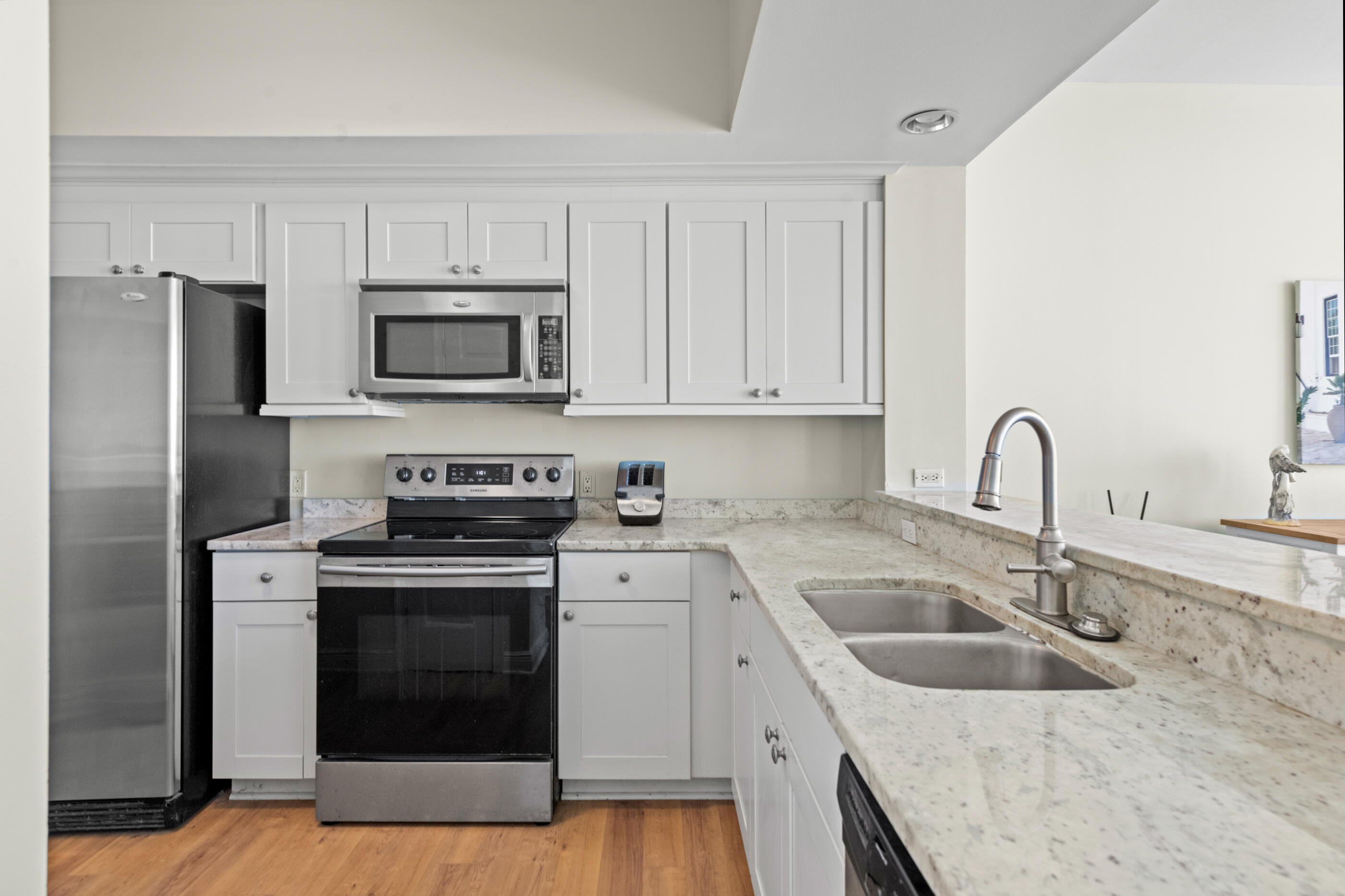 WATERS EDGE - Residential