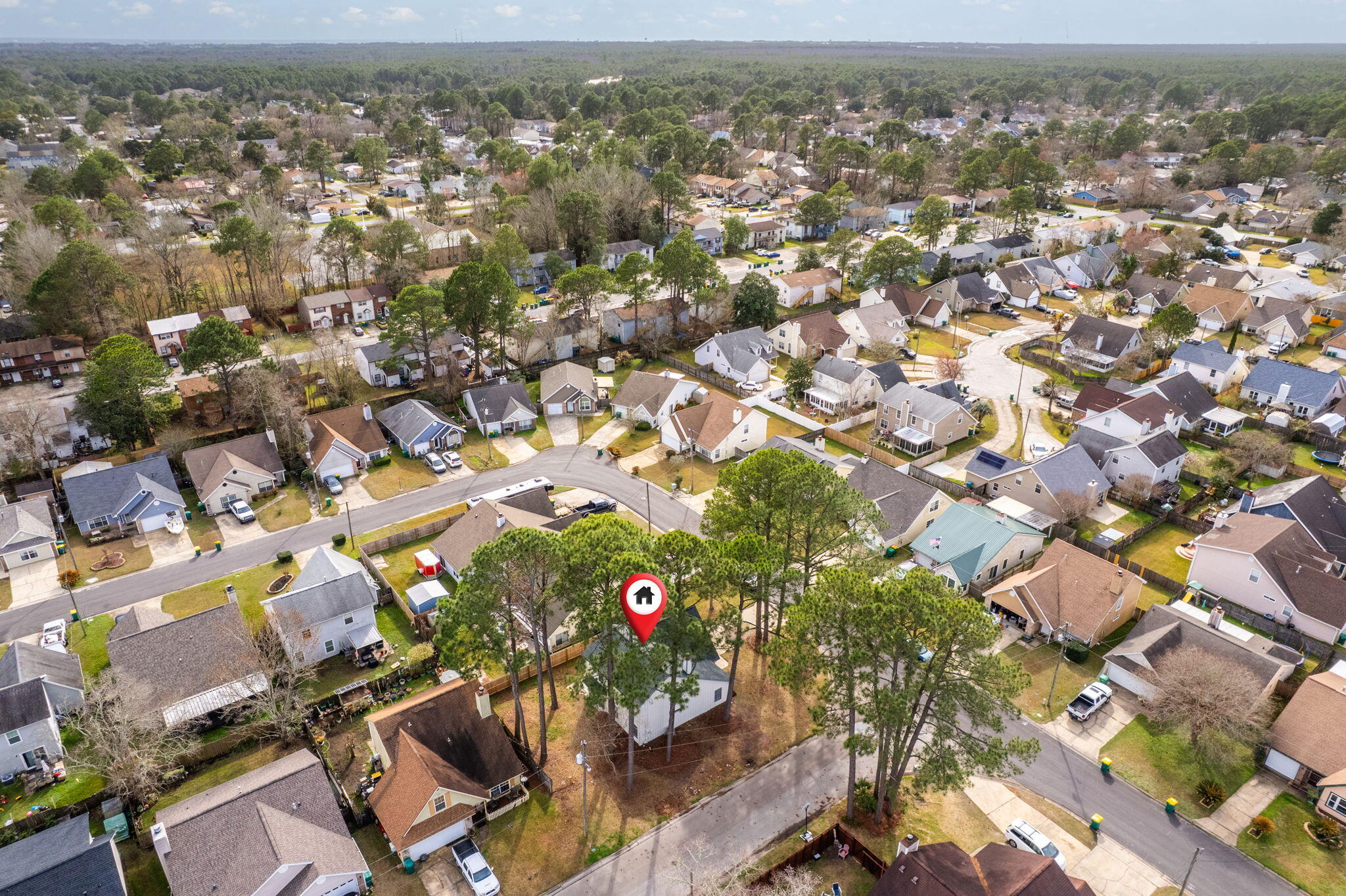 SADDLE CREEK - Residential