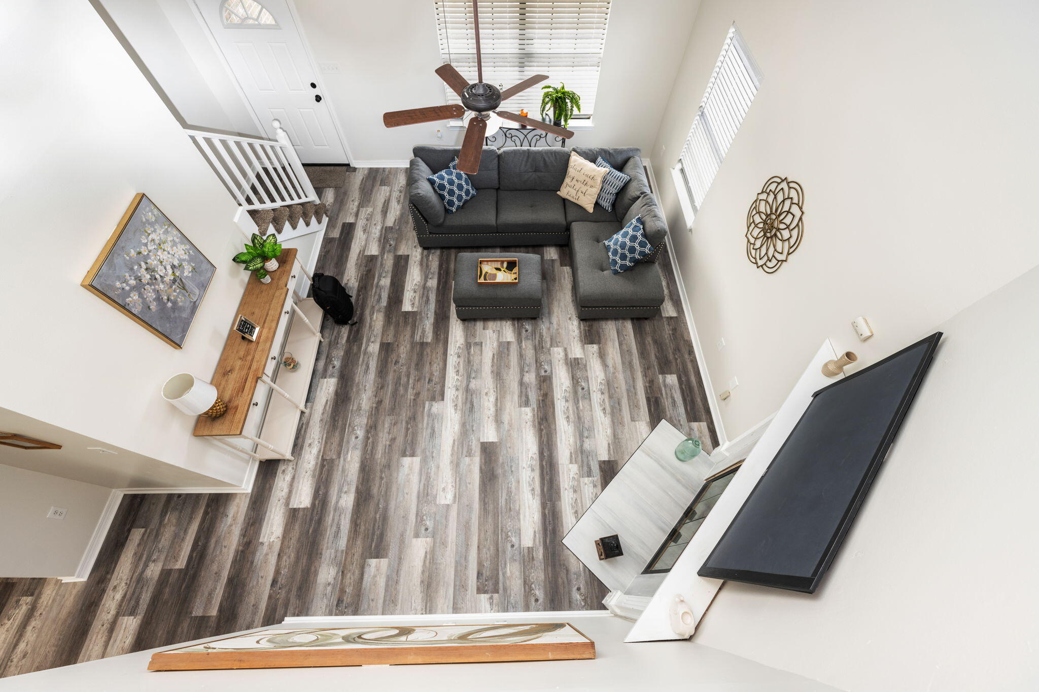SADDLE CREEK - Residential
