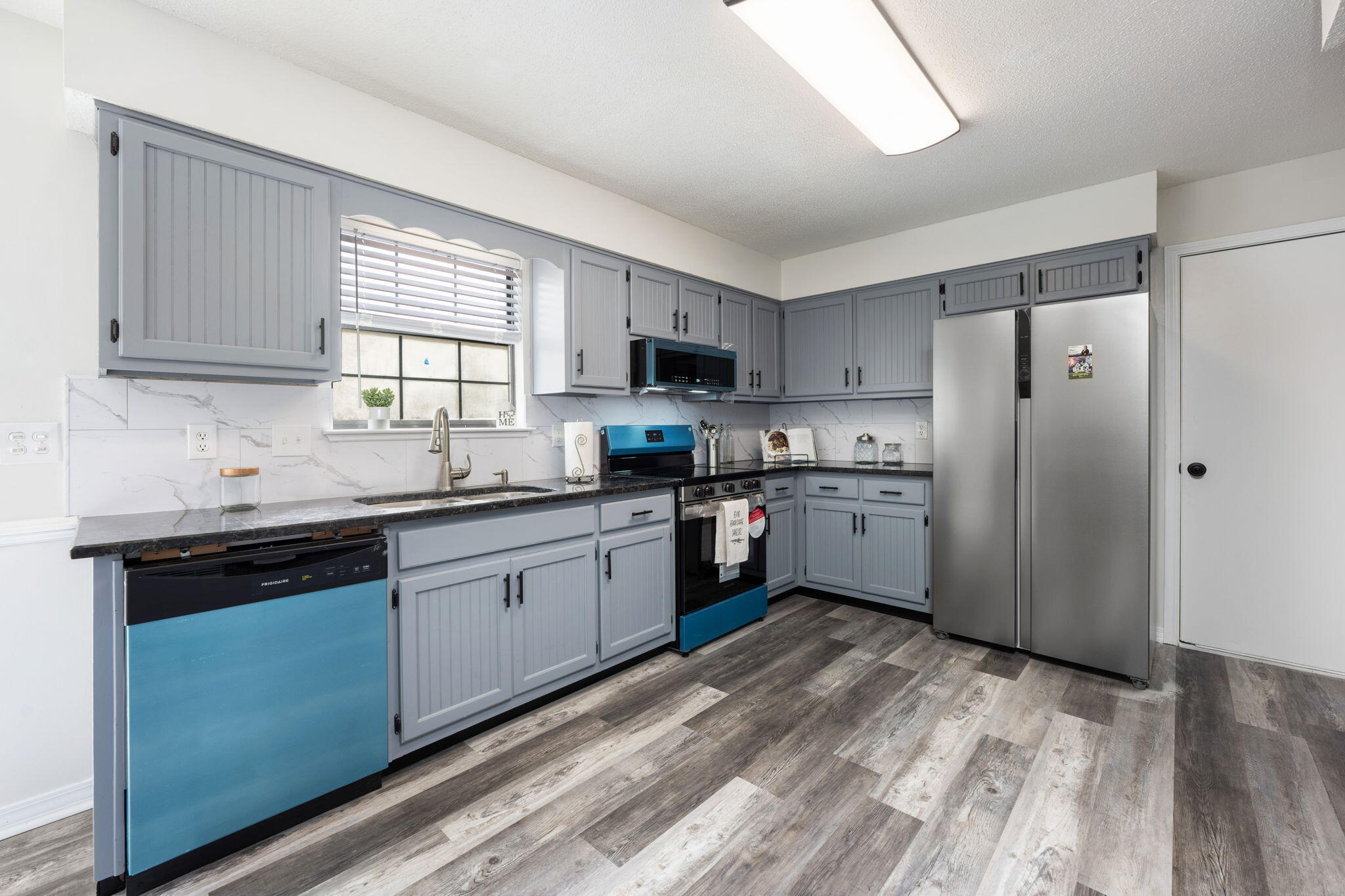 SADDLE CREEK - Residential