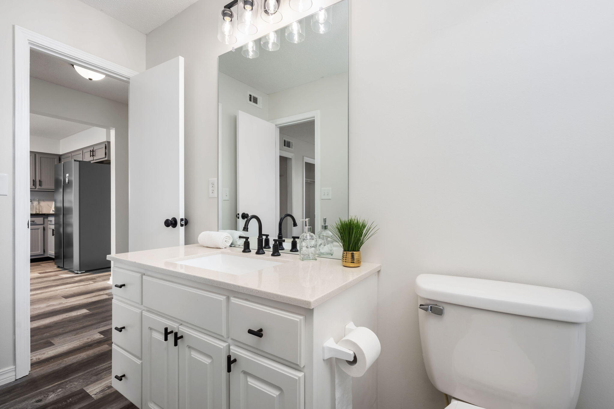SADDLE CREEK - Residential