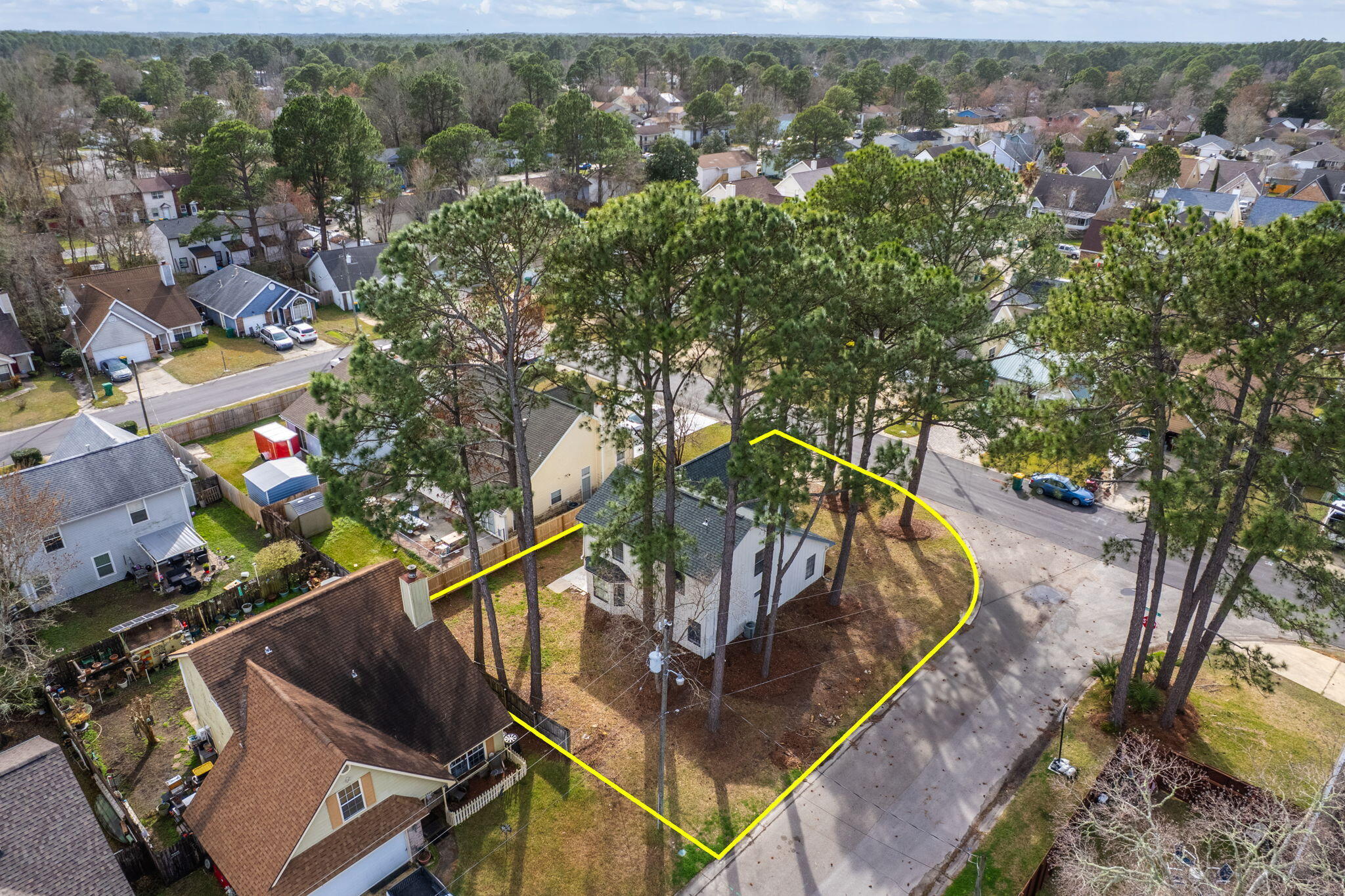 SADDLE CREEK - Residential