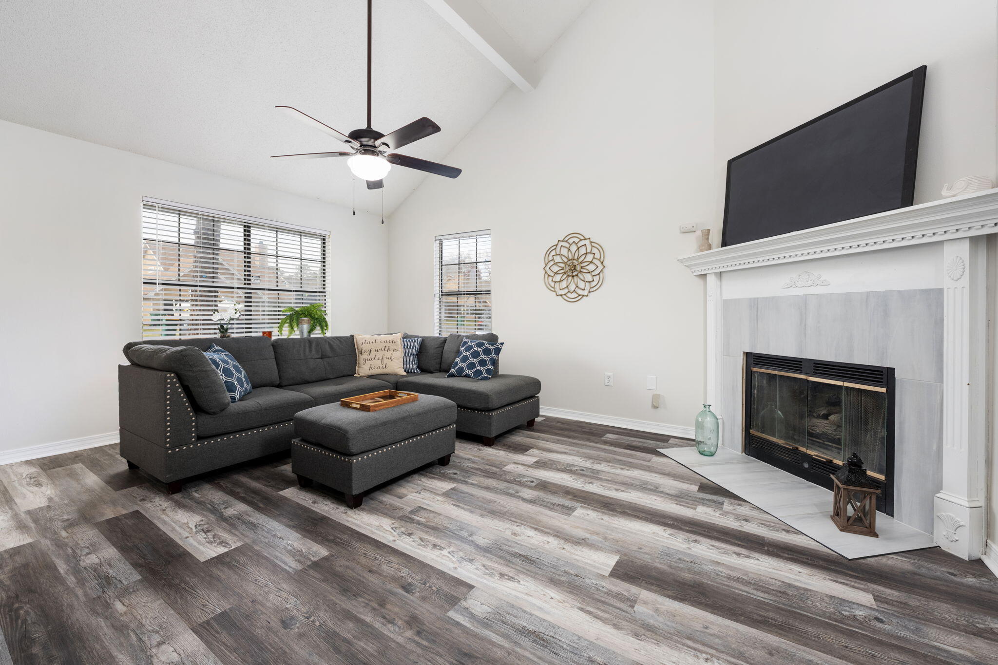 SADDLE CREEK - Residential