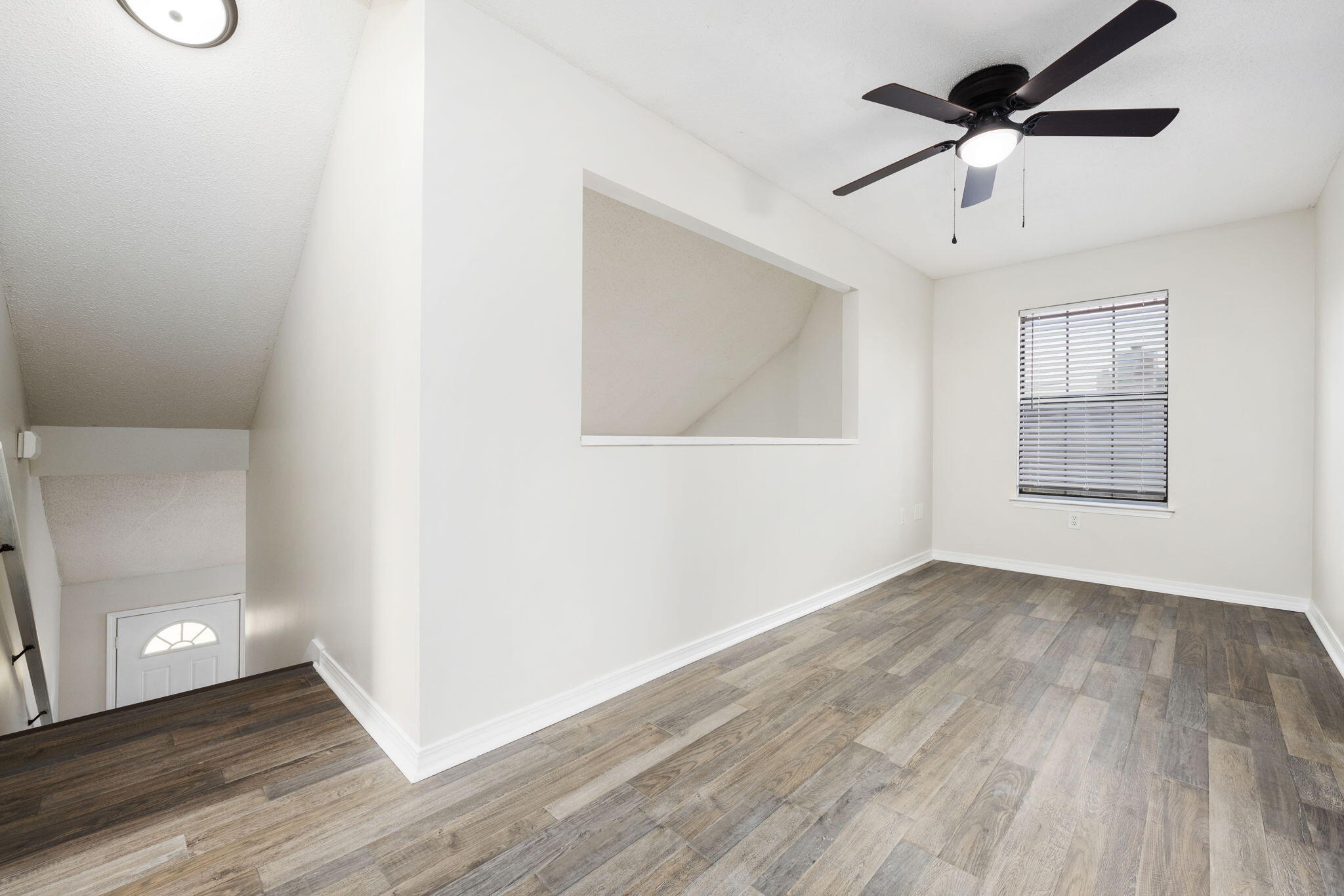 SADDLE CREEK - Residential