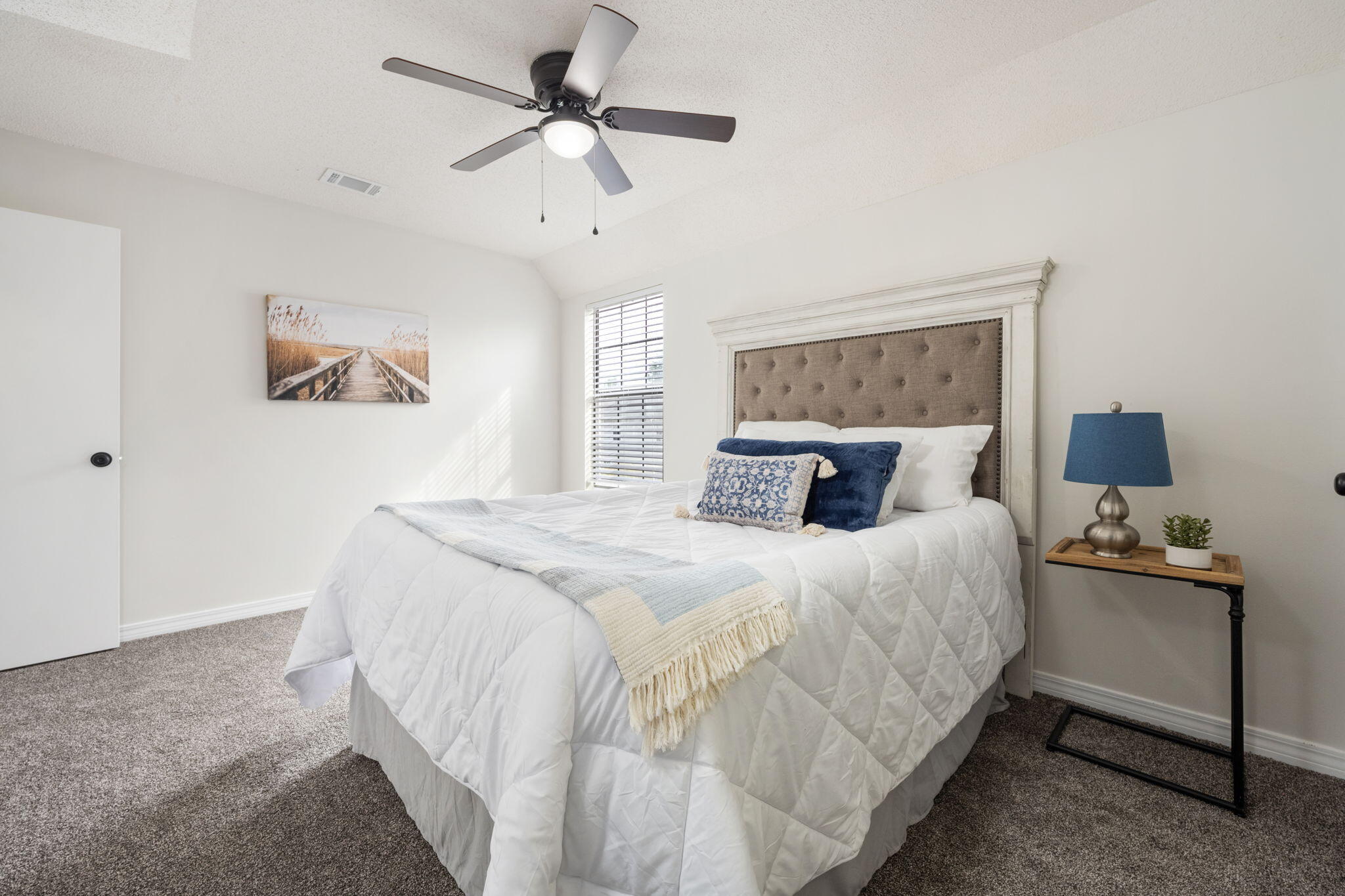 SADDLE CREEK - Residential