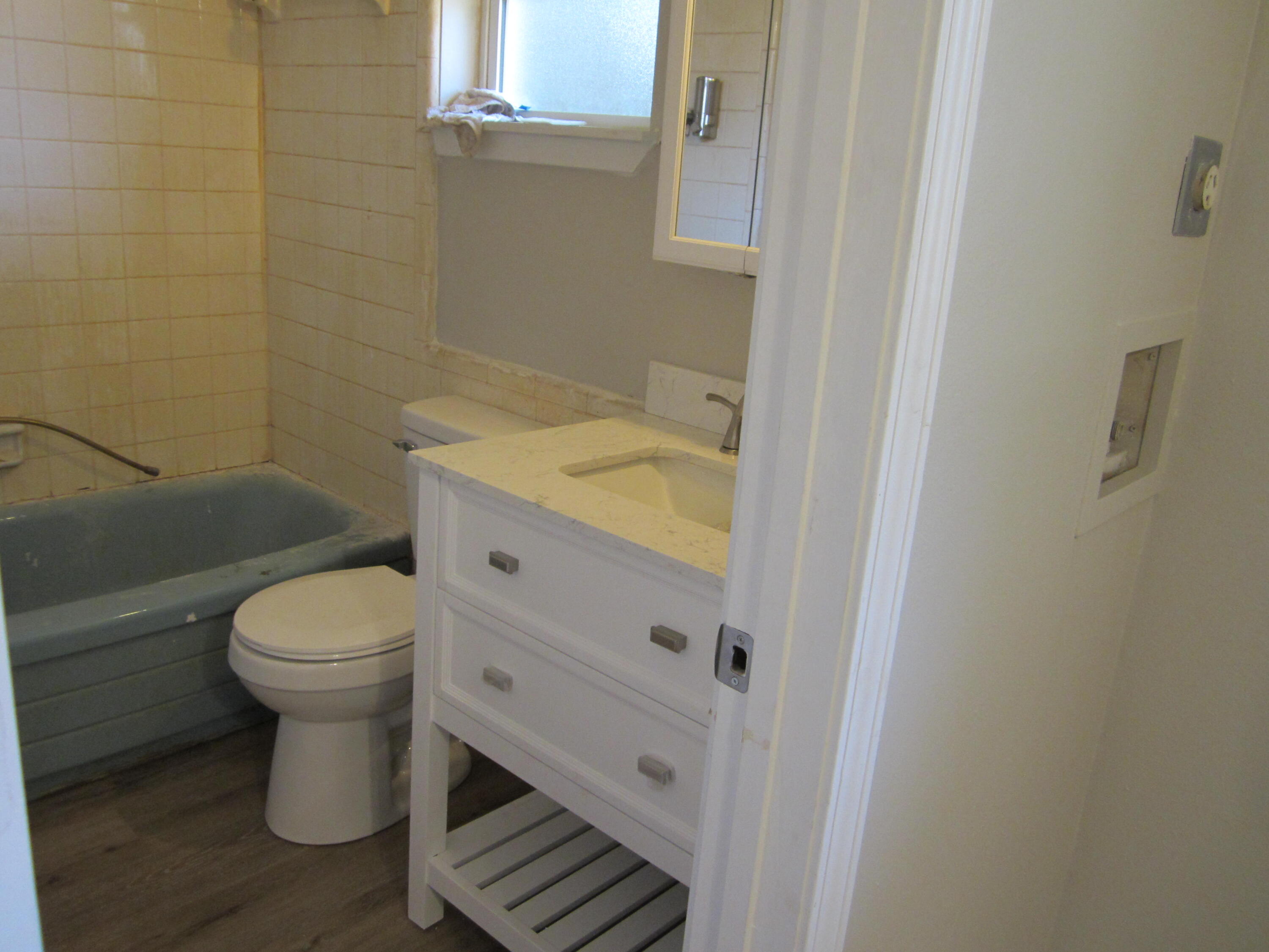 FW SE,EXCL EGLIN PWY (100330.02) - Residential Lease