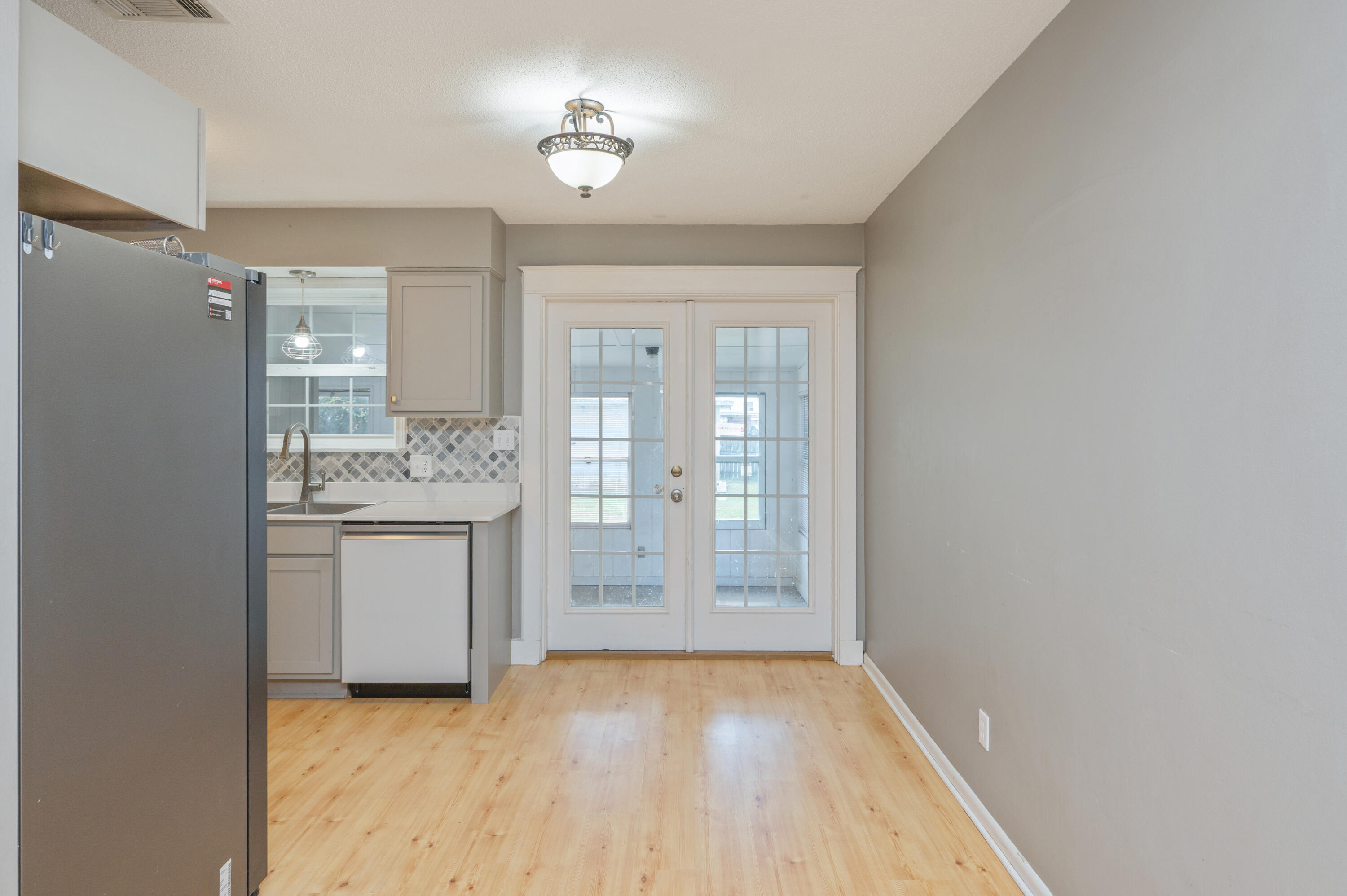 CRESCENT HEIGHTS - Residential