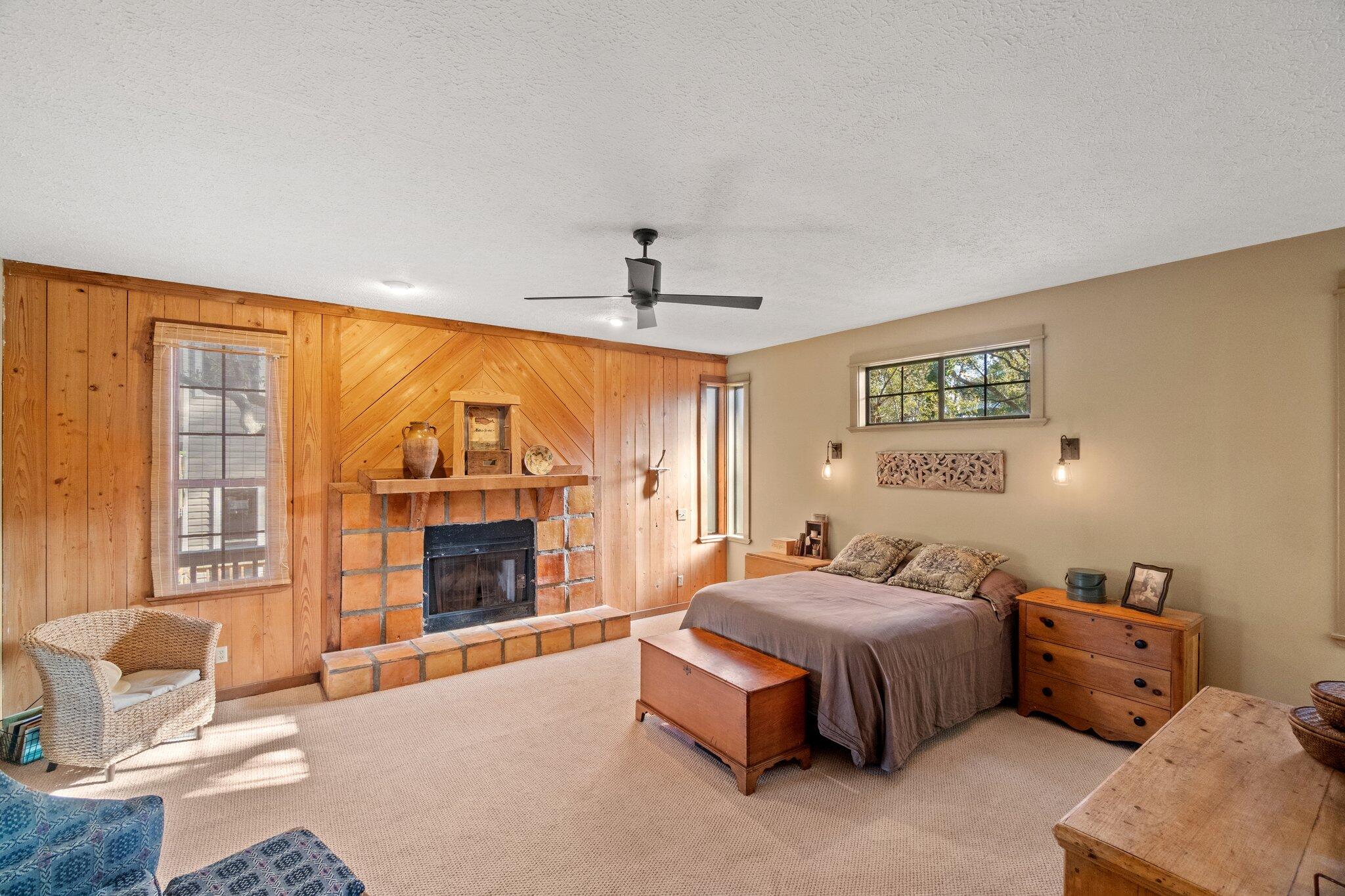 LAKE SHORE ESTATES - Residential
