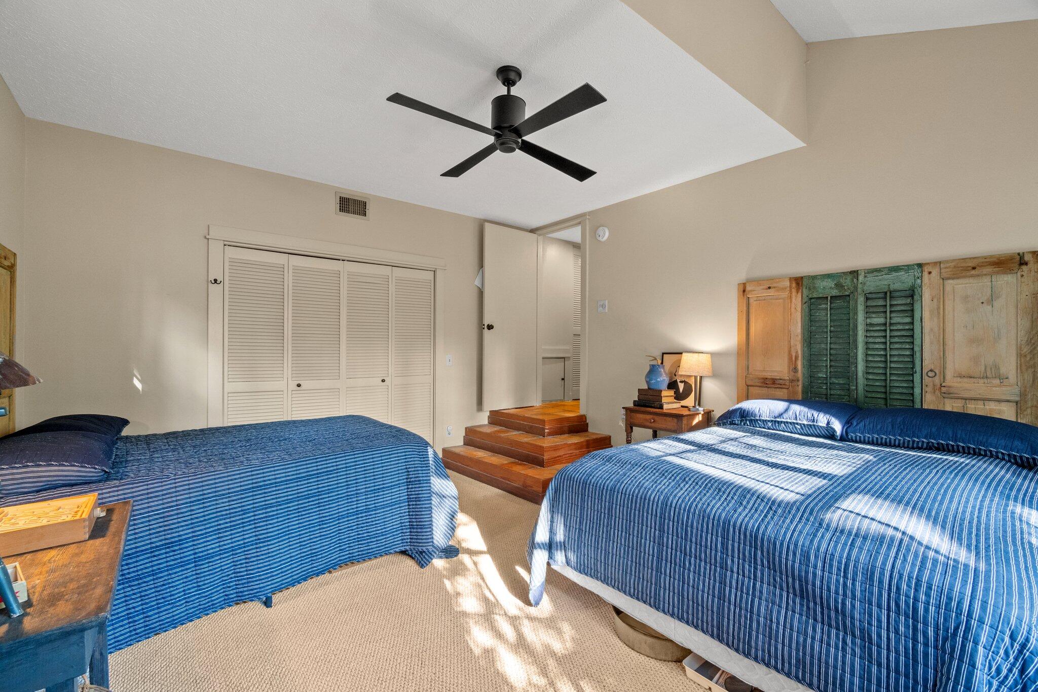 LAKE SHORE ESTATES - Residential