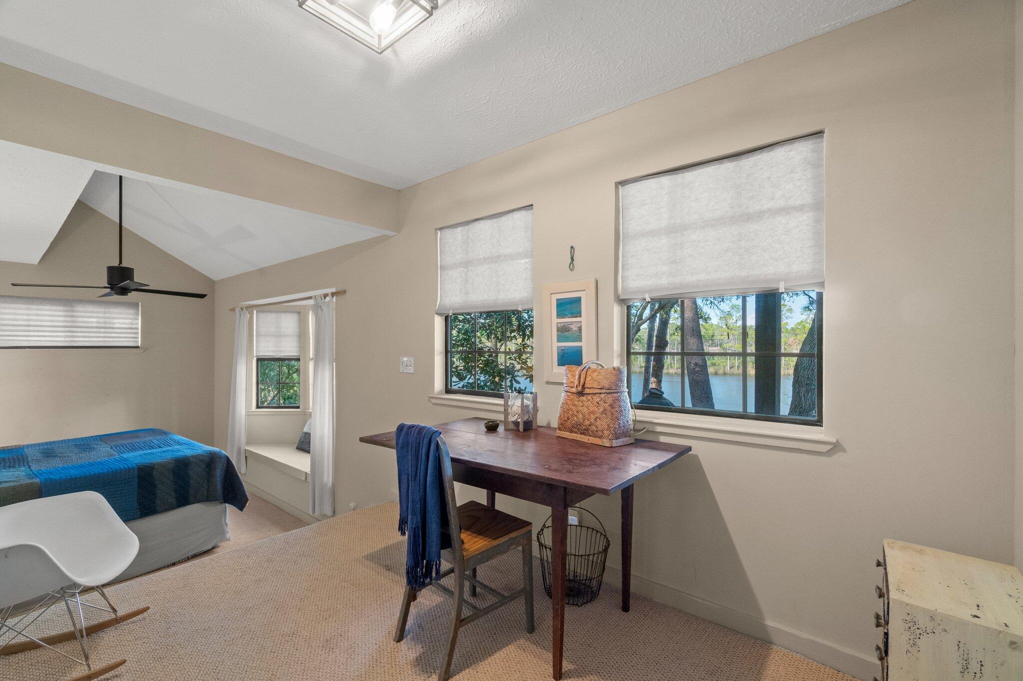 LAKE SHORE ESTATES - Residential