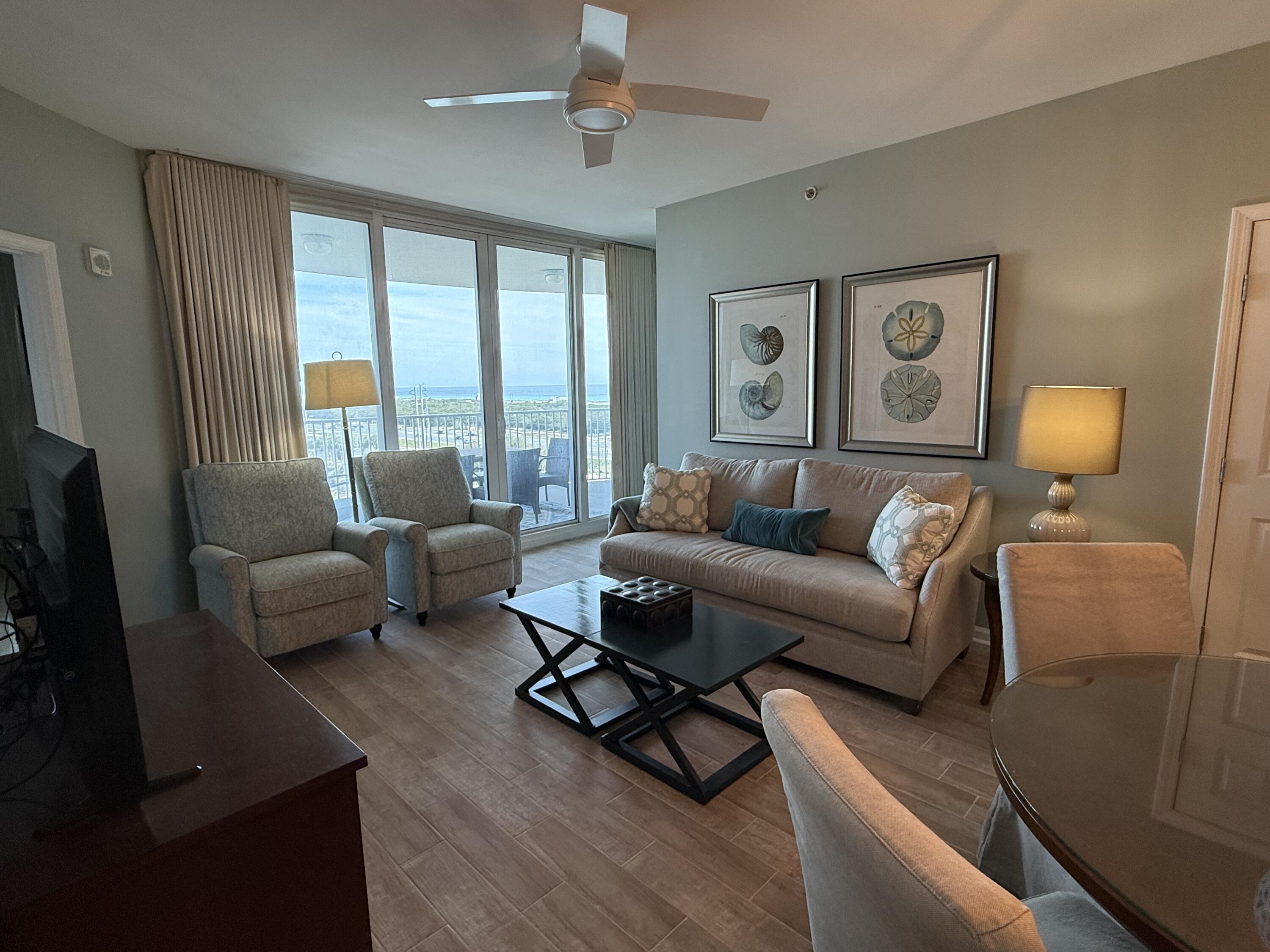 THE PALMS OF DESTIN - Residential Lease