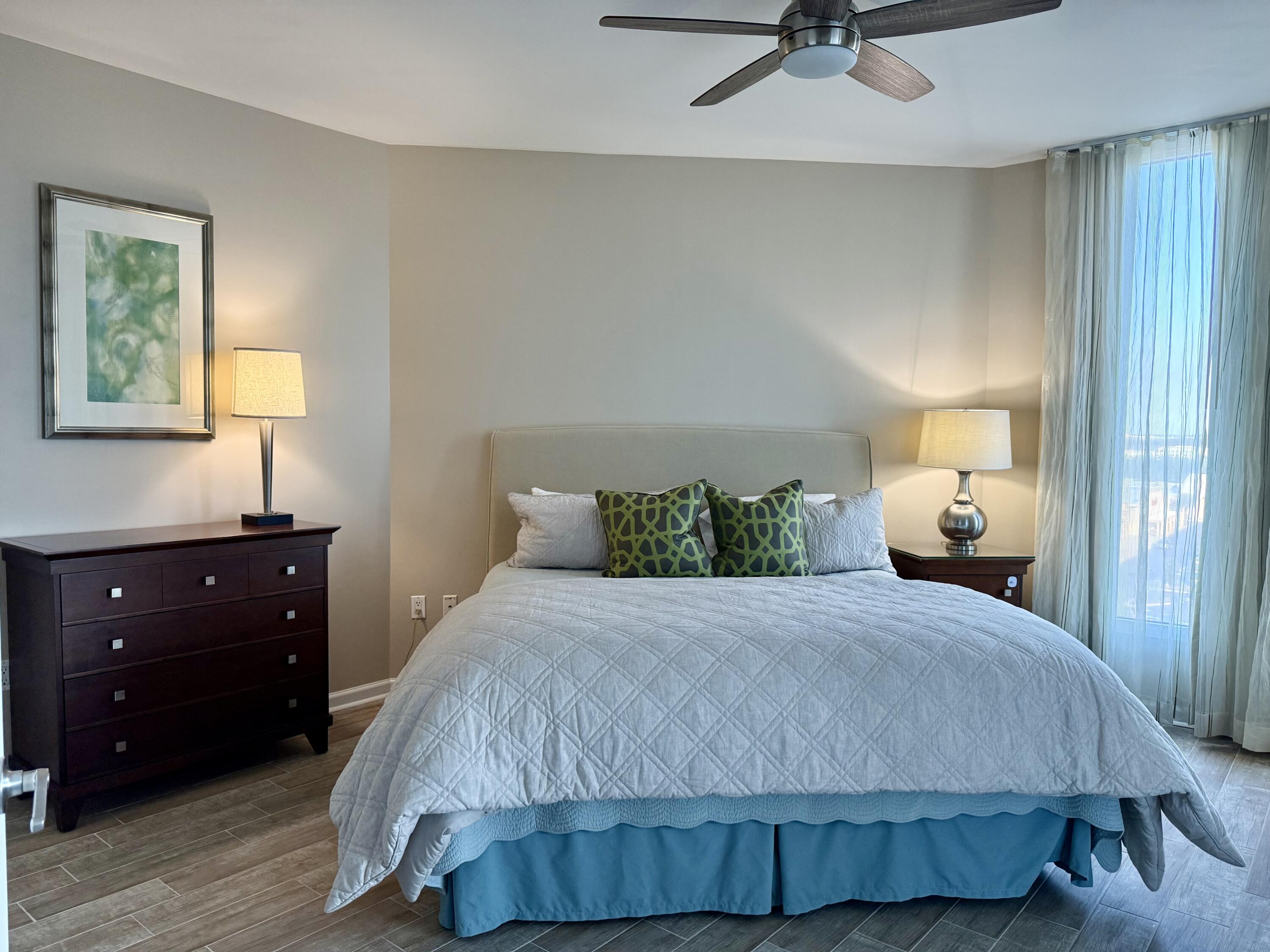 THE PALMS OF DESTIN - Residential Lease