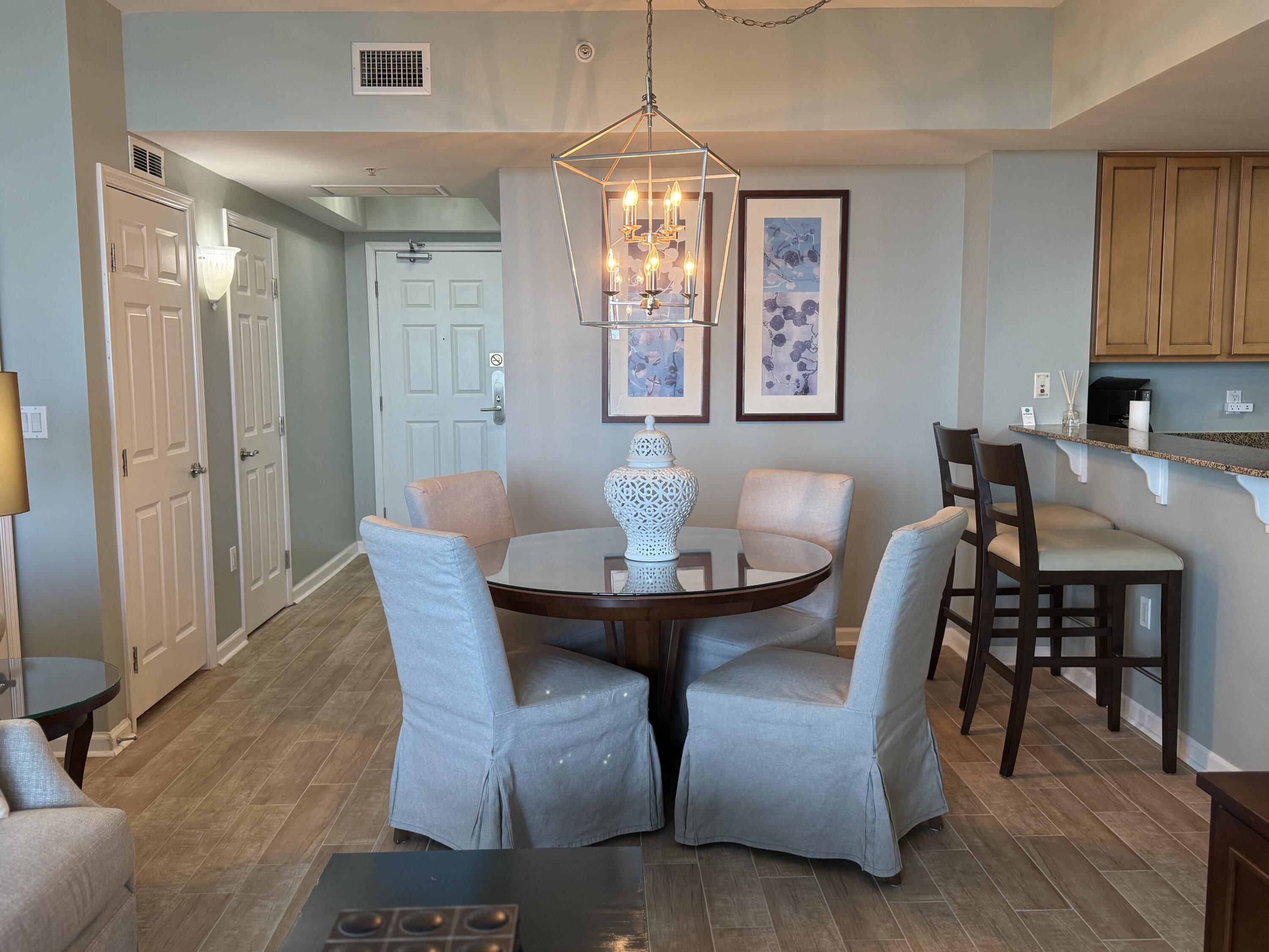 THE PALMS OF DESTIN - Residential Lease