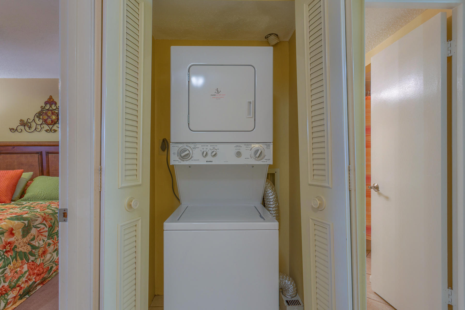 Jetty East Condominium - Residential