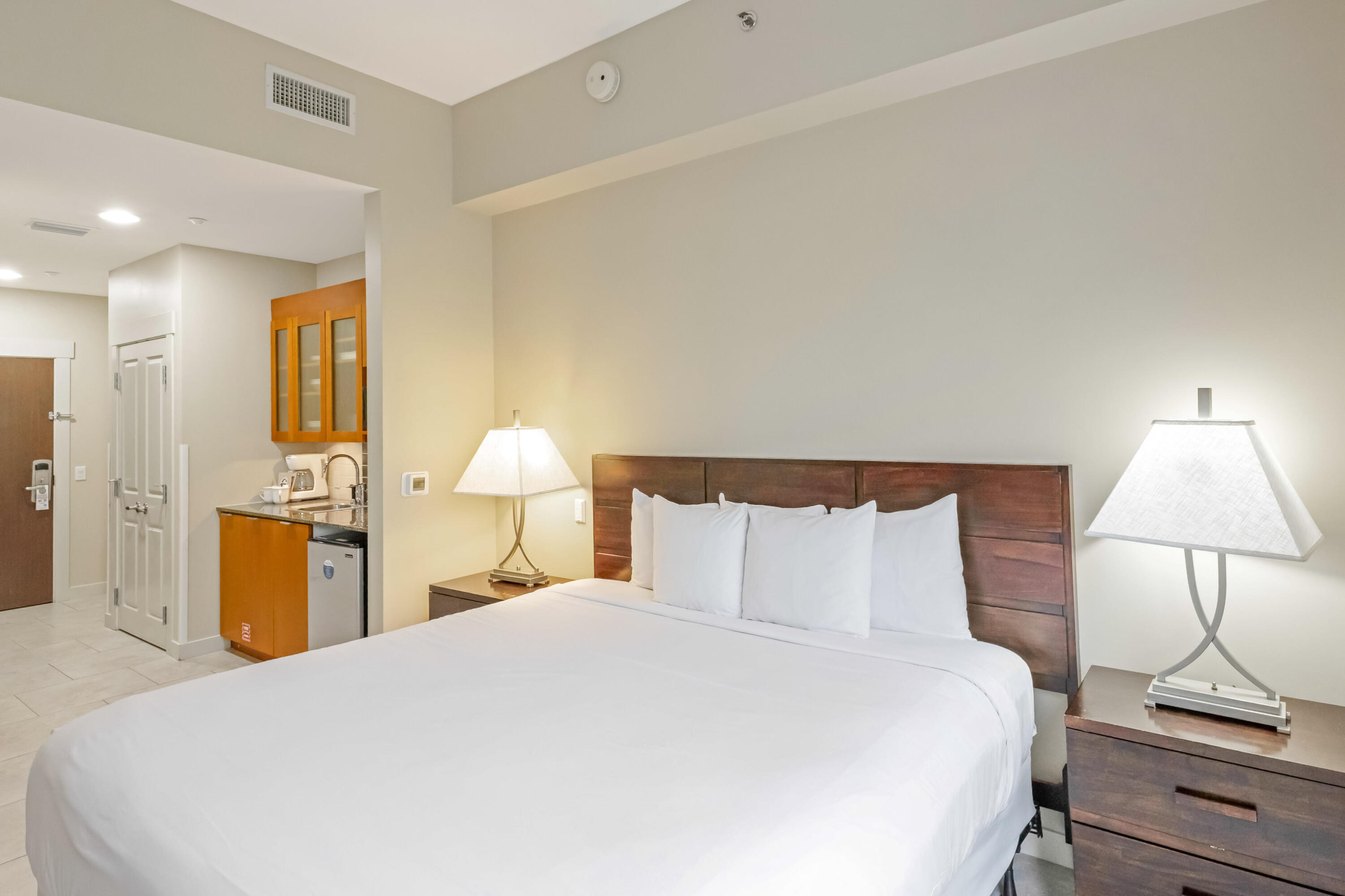 BAHIA CONDO - Residential