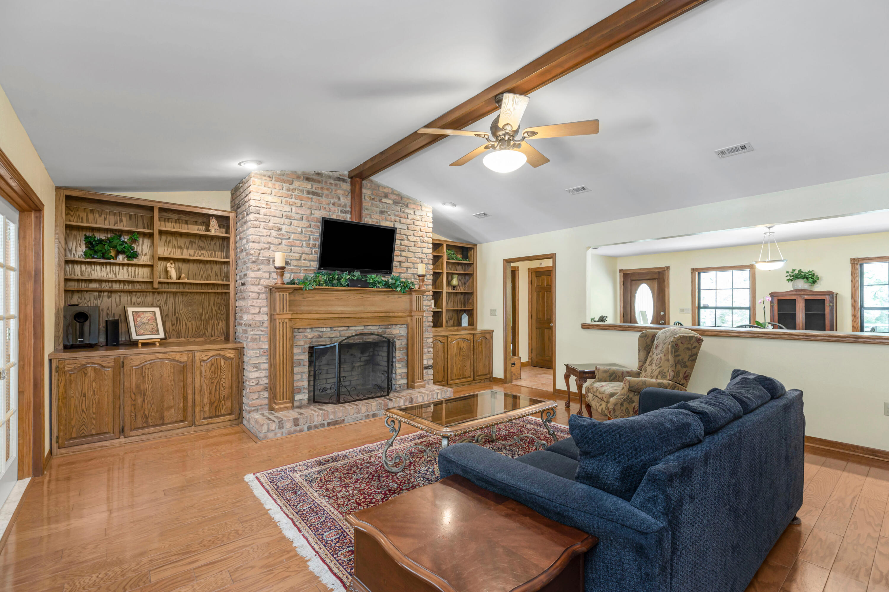 CRESTVIEW SUBURB - Residential