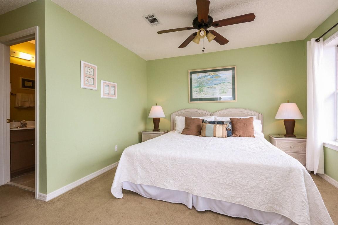 BEACHSIDE VILLAS CONDO - Residential