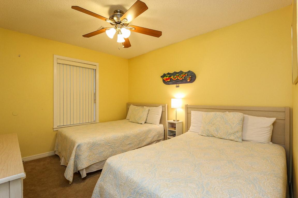 BEACHSIDE VILLAS CONDO - Residential