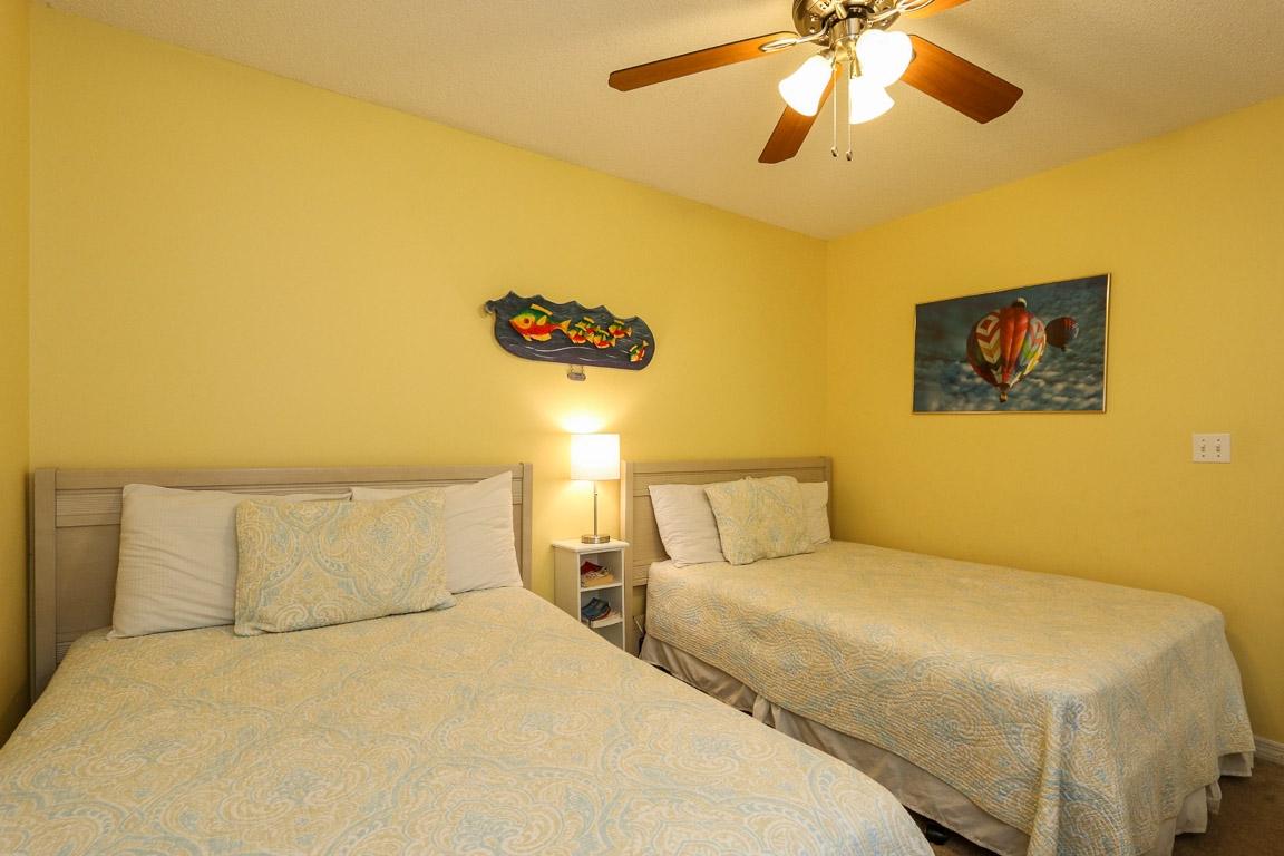 BEACHSIDE VILLAS CONDO - Residential