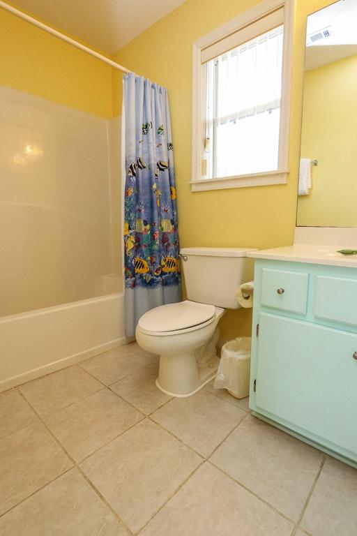 BEACHSIDE VILLAS CONDO - Residential