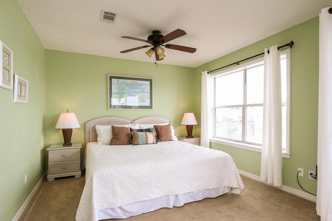 BEACHSIDE VILLAS CONDO - Residential