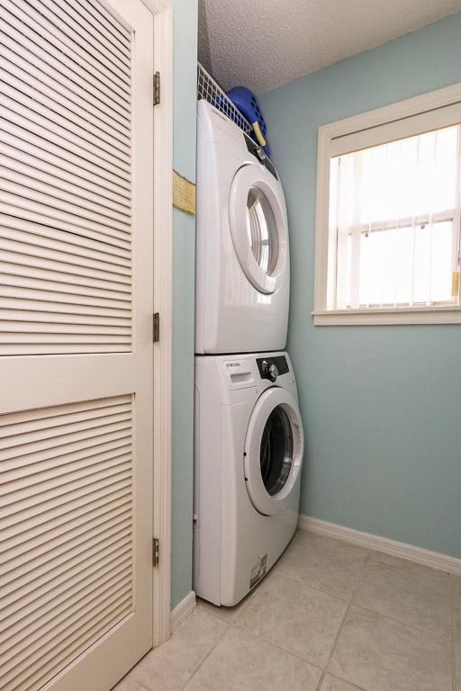 BEACHSIDE VILLAS CONDO - Residential