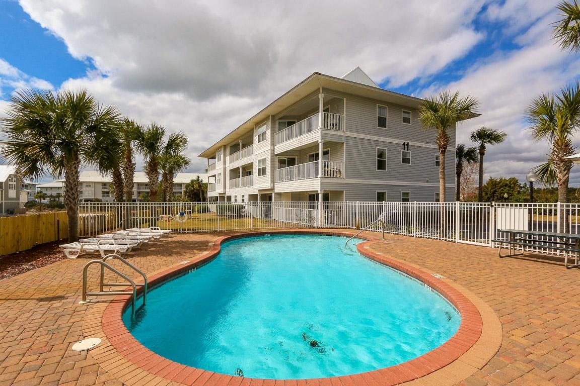 BEACHSIDE VILLAS CONDO - Residential