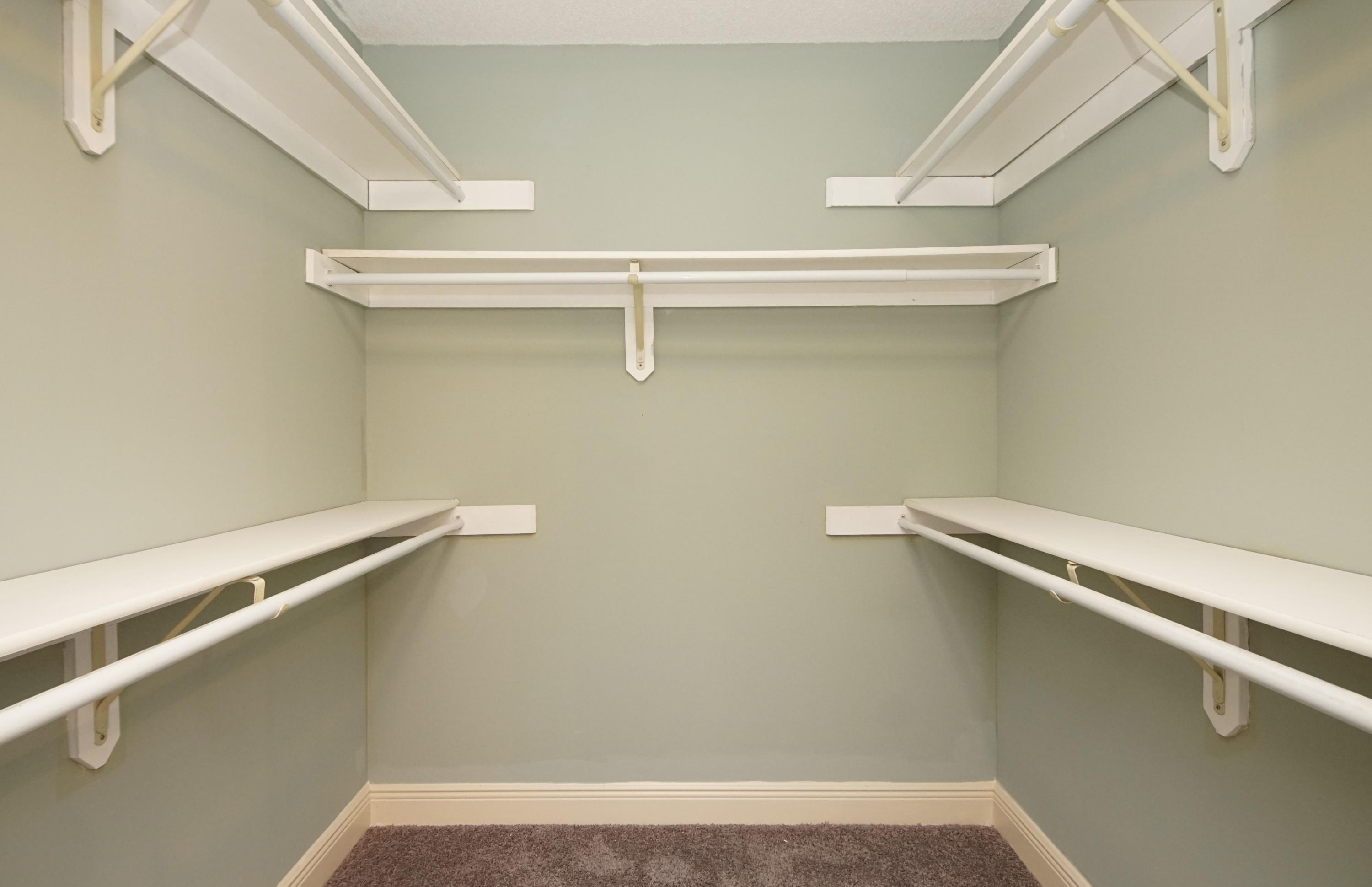 VALPARAISO PINECREST 3 - Residential