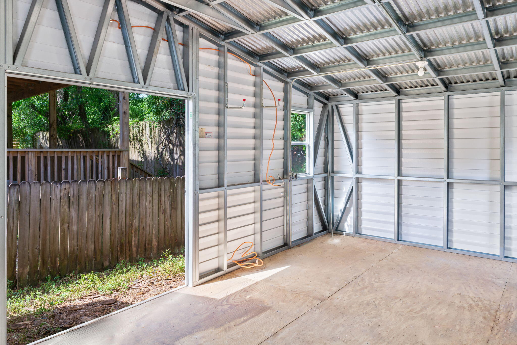 SEASHORE VILLAGE - Residential