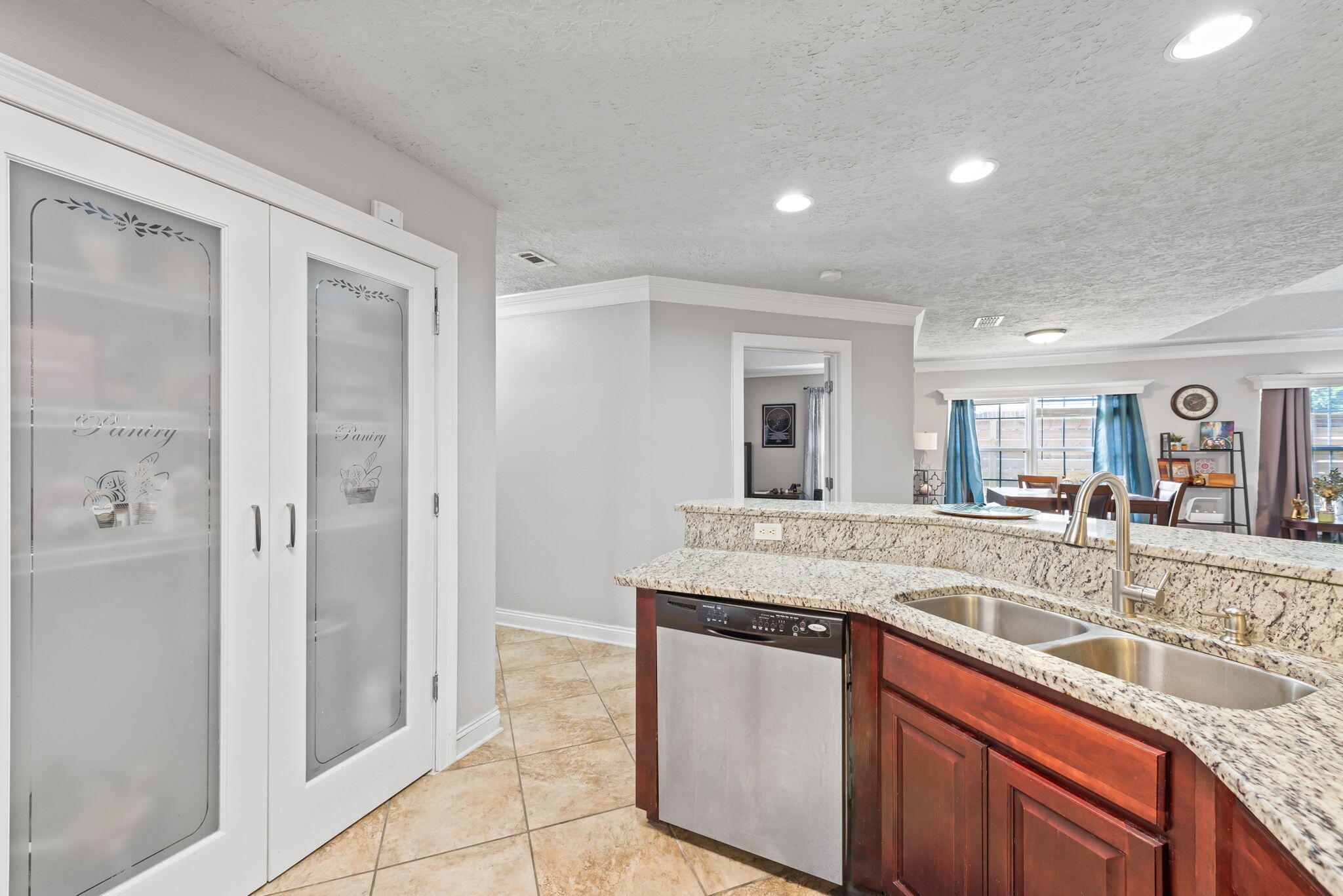 SEASHORE VILLAGE - Residential